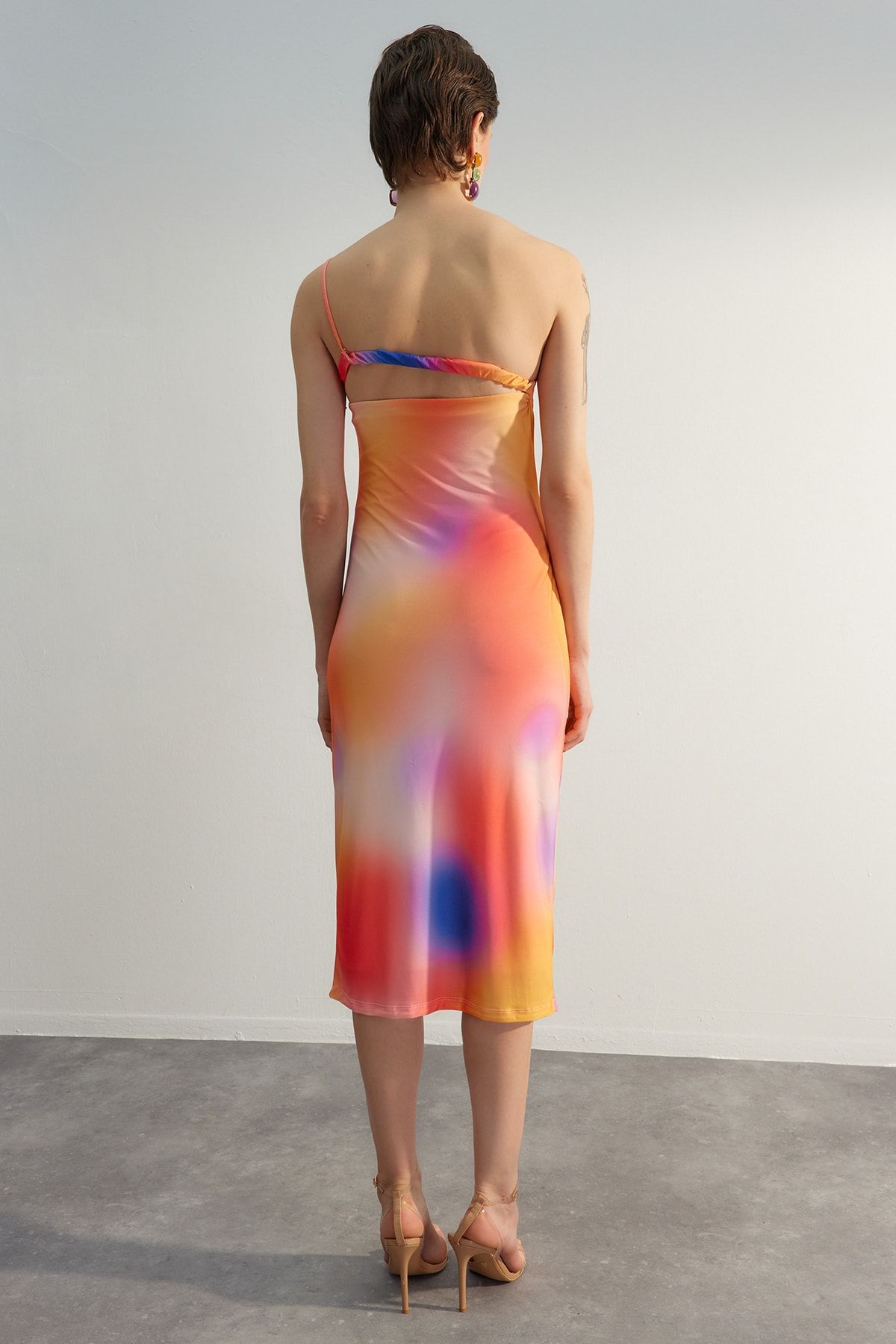 Trendyol Collection-Rochie tricotată midi, ajustabilă, multicoloră, ediție limitată TWOSS23EL01577 6