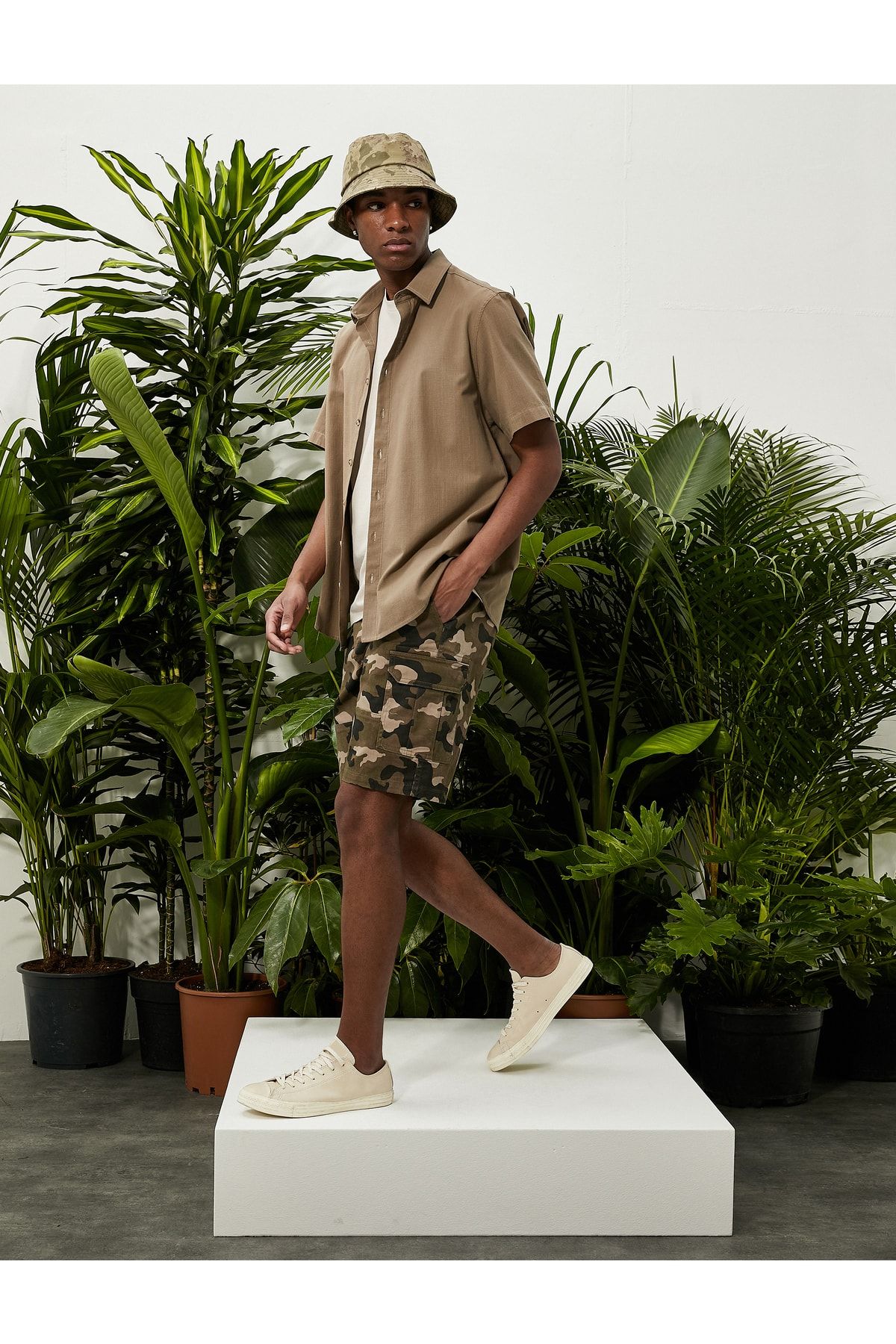 Koton Hemd Khaki Regular Fit