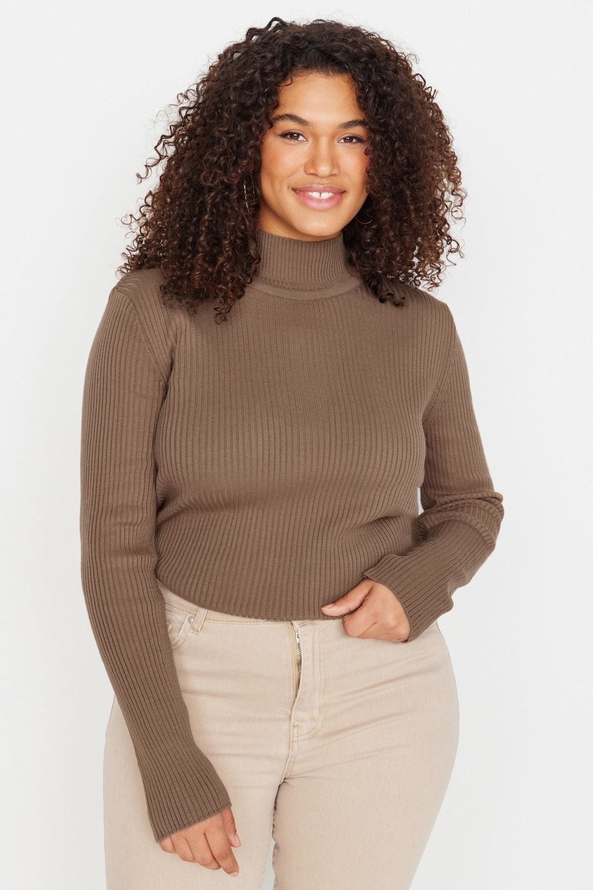 Trendyol Curve-Dünner Strickpullover mit halbem Rollkragen in Nerzbraun TBBAW23AN00022 3
