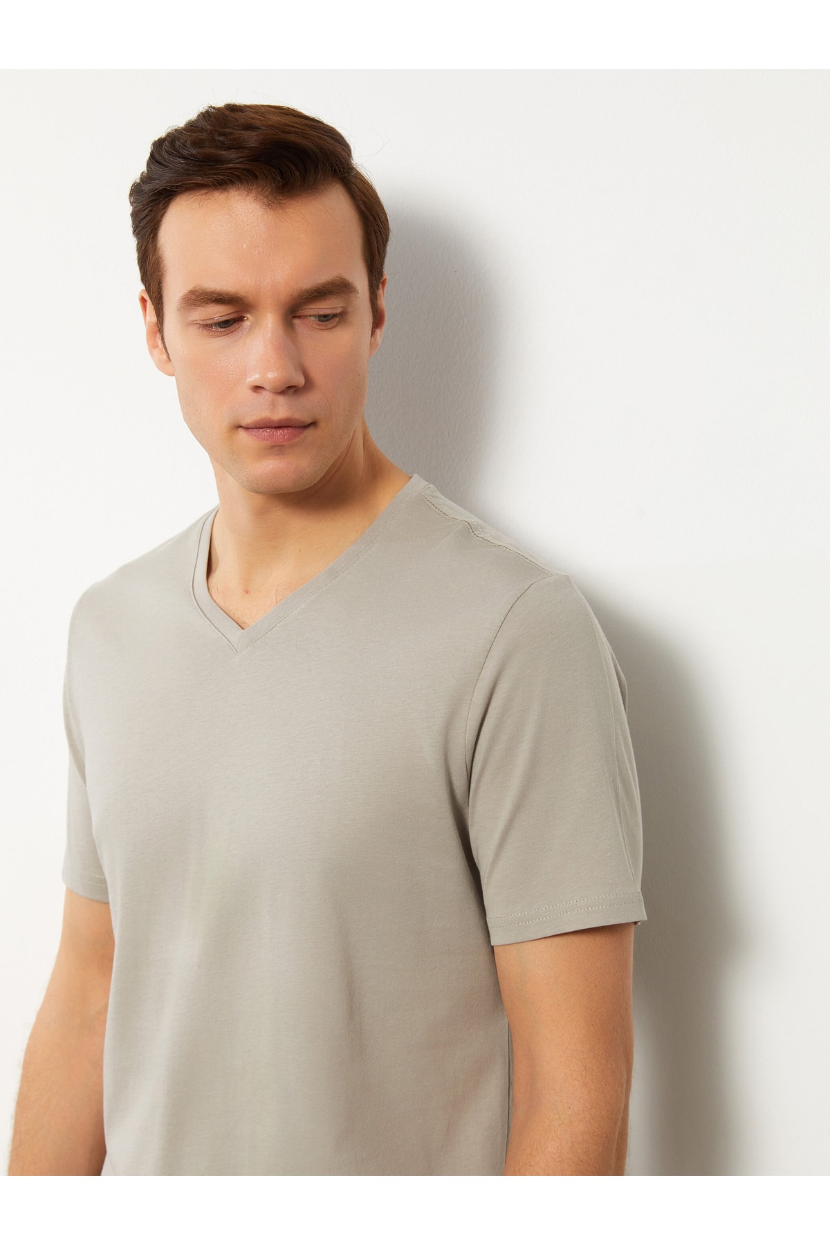 تیشرت مردانه خاکستری ال سی وایکیکی | S30114Z8MVK اورجینال - تصویر 2