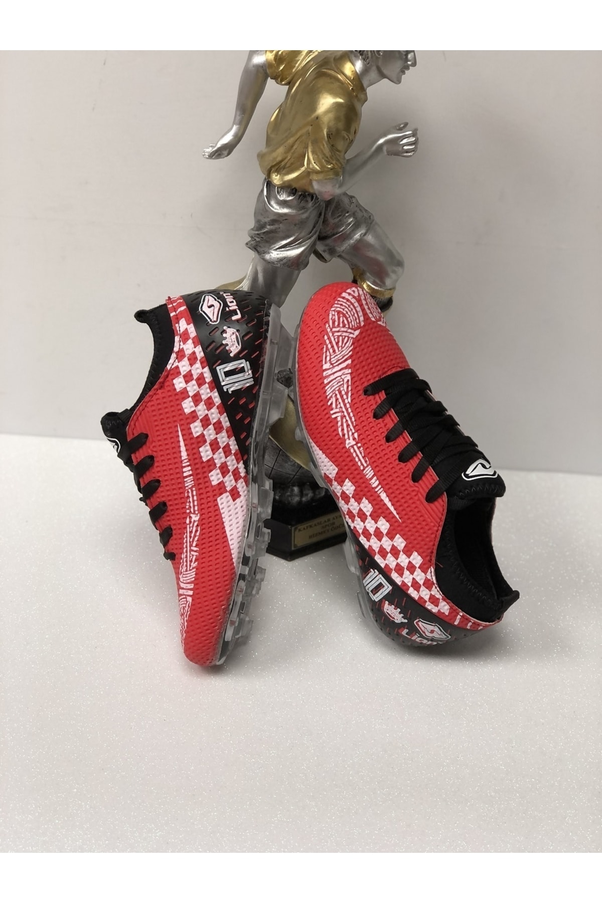 Lion-Kafkaslar New Model Half Ankle Stretch Kids Waiter Boys Football Cleats Shoes 4