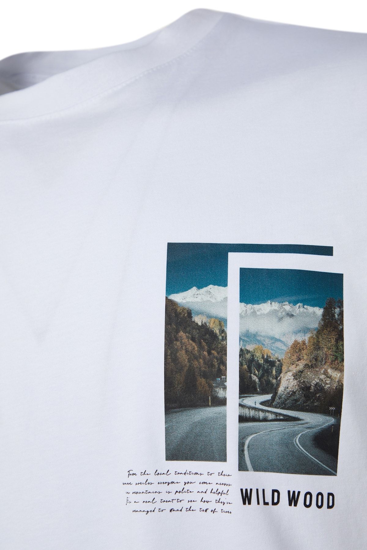 Trendyol Collection-Λευκό μπλουζάκι με κοντό μανίκι Oversize/Wide Cut Landscape με στάμπα 100% βαμβάκι TMNSS23TS00242 7