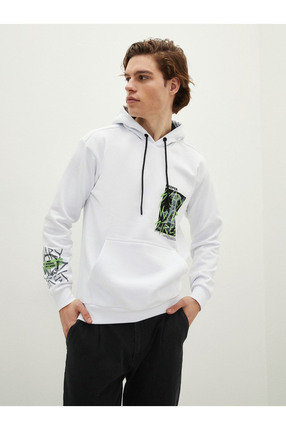 LC Waikiki Sweatshirt Weiß Regular Fit