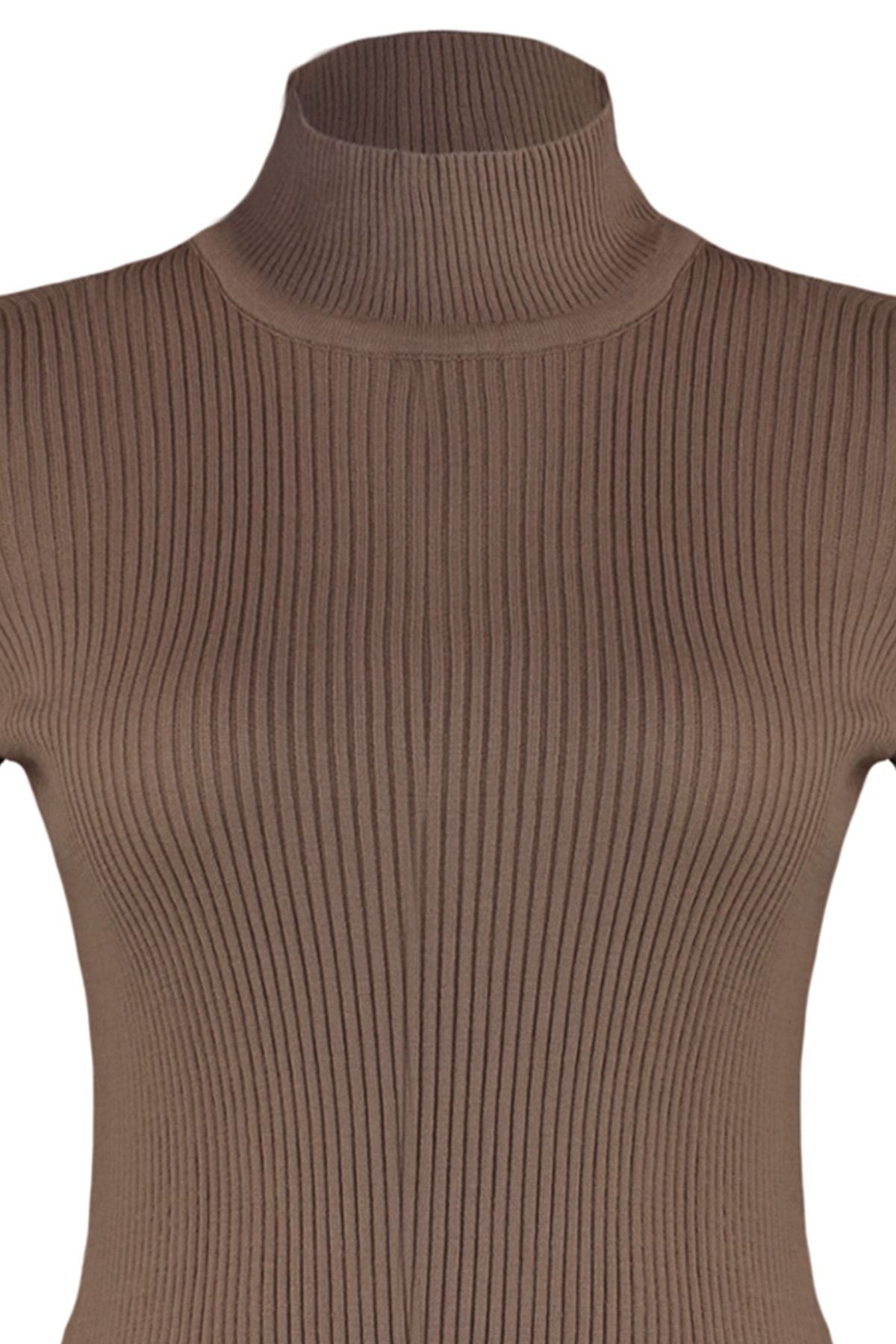 Trendyol Curve-Dünner Strickpullover mit halbem Rollkragen in Nerzbraun TBBAW23AN00022 7