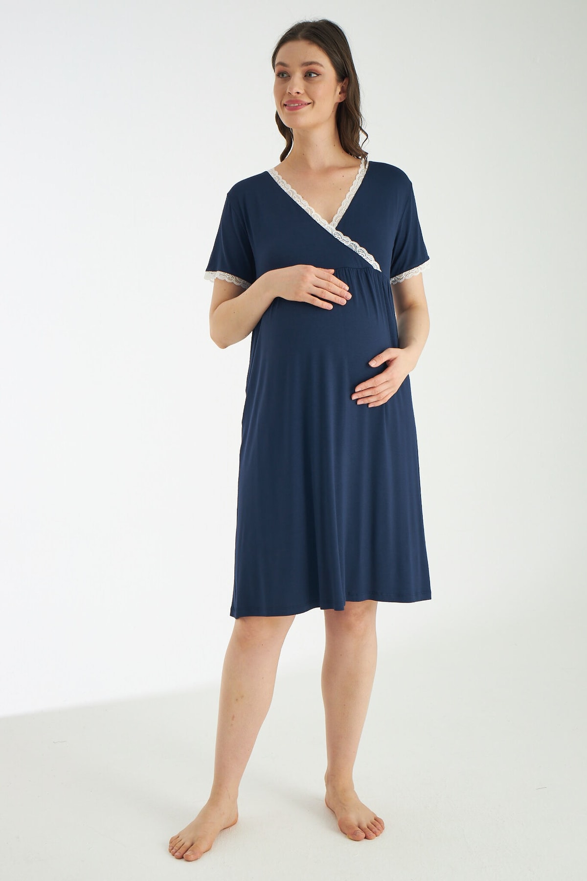 Miss Dünya Lissa Lacivert Dantel Detaylı Hamile Ve Lohusa Gecelik Takımı fotoğrafı 6 (önizleme)