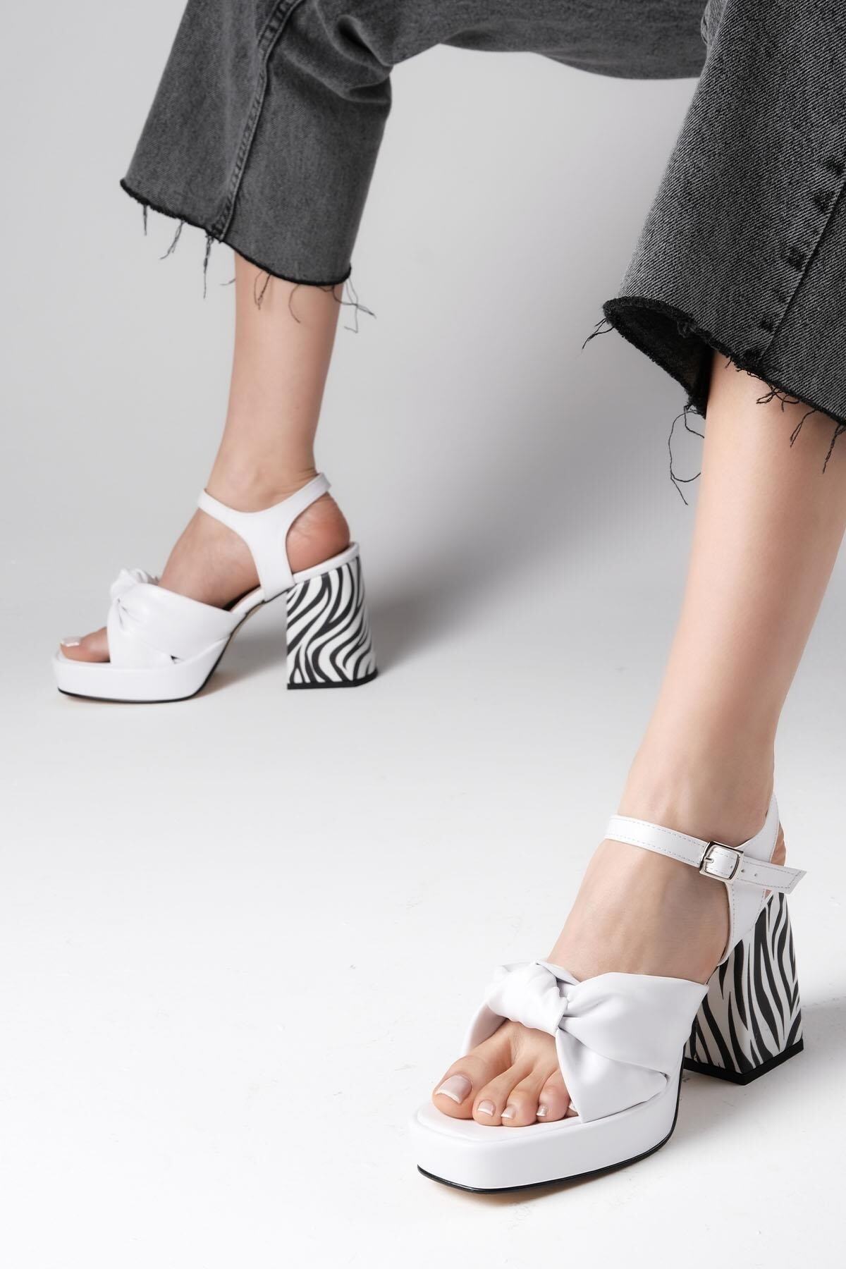 صندل زنانه سفید Mio Gusto | 02228WHC اورجینال - تصویر 5