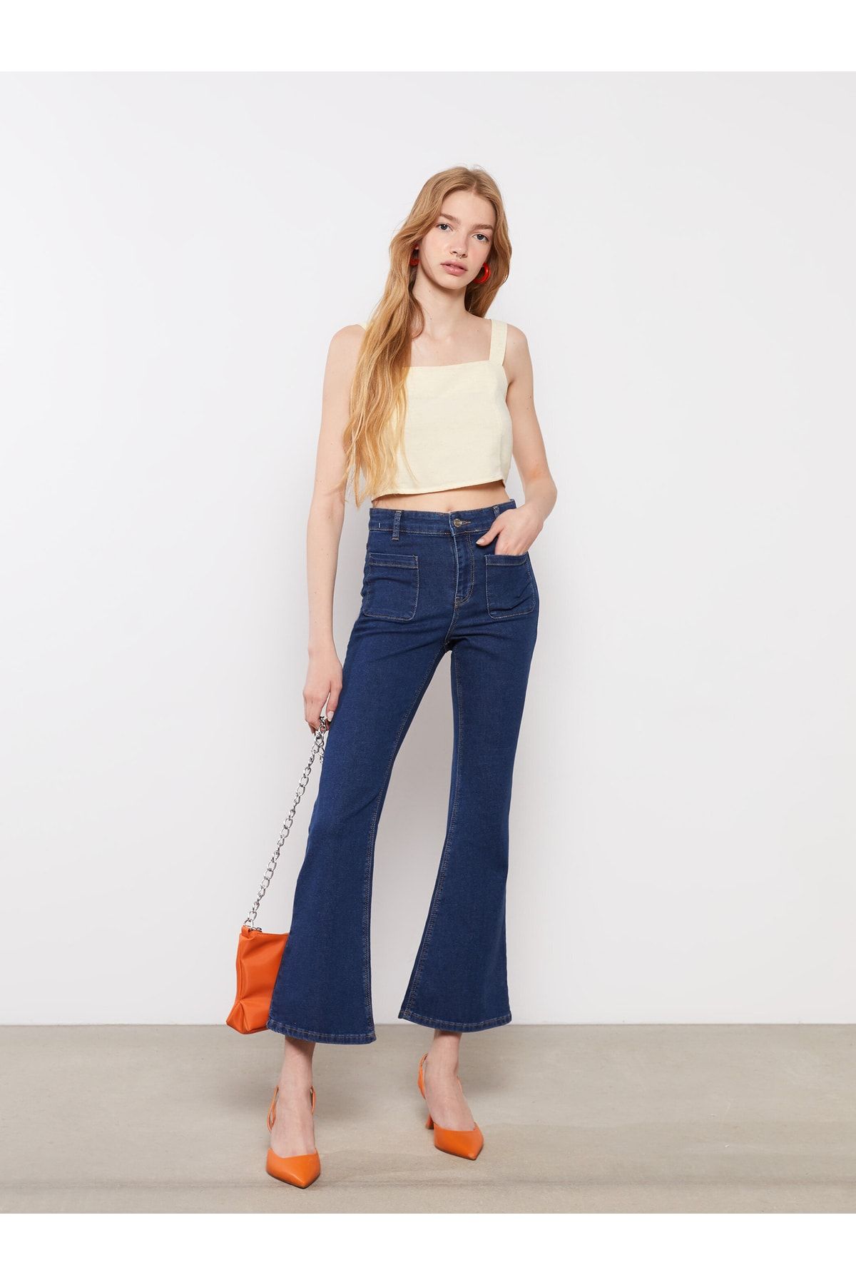 complete the look image