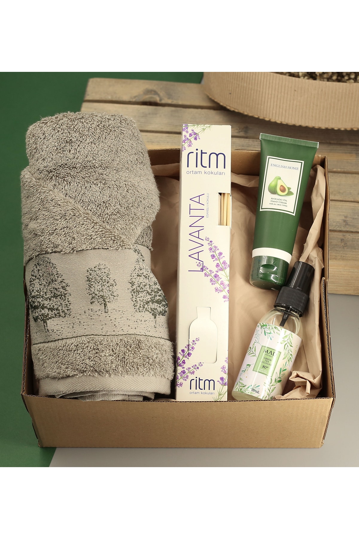 Pupilla Bamboo Towel & Bamboo Room Fragrance Lavender & Green Tea Cologne & Avocado Hand Cream