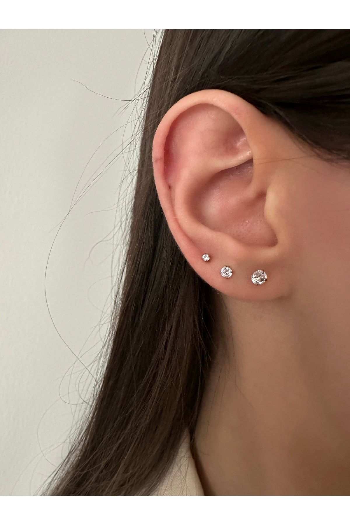 Okko Store Surgical Steel Row Single Stones Tragus Piercing
