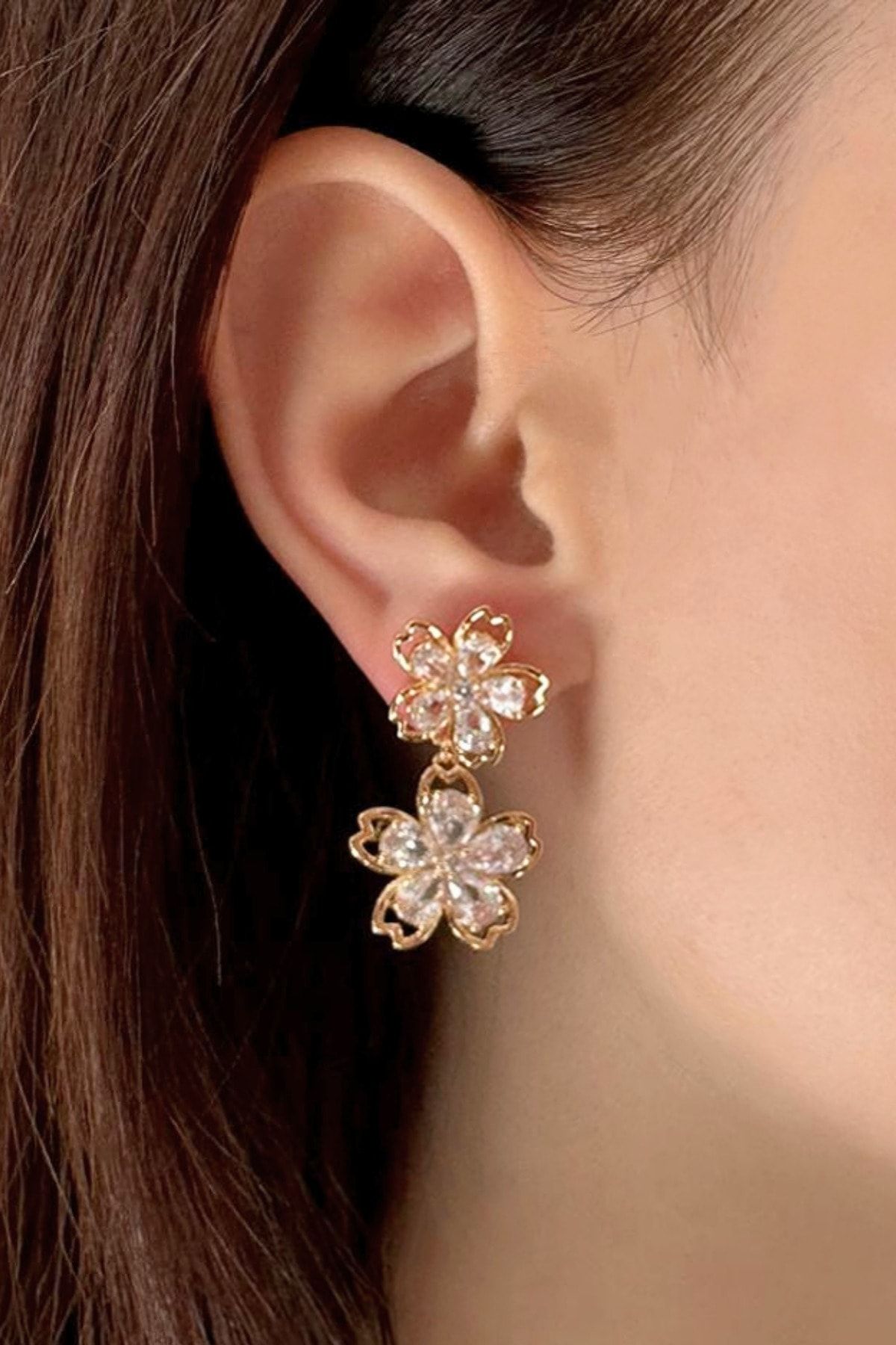 Hang earrings shop