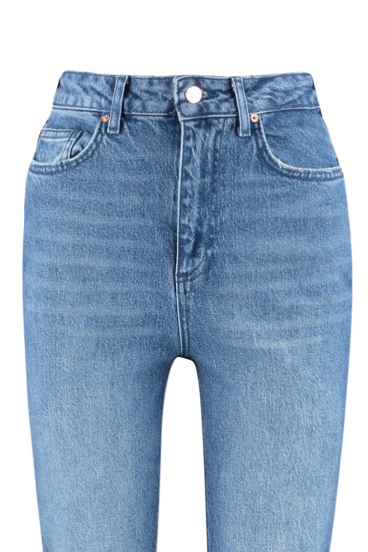 Trendyol Collection-Blaue, mehr haltbare, schmale Mom-Jeans mit hoher Taille TWOSS23JE00094 8