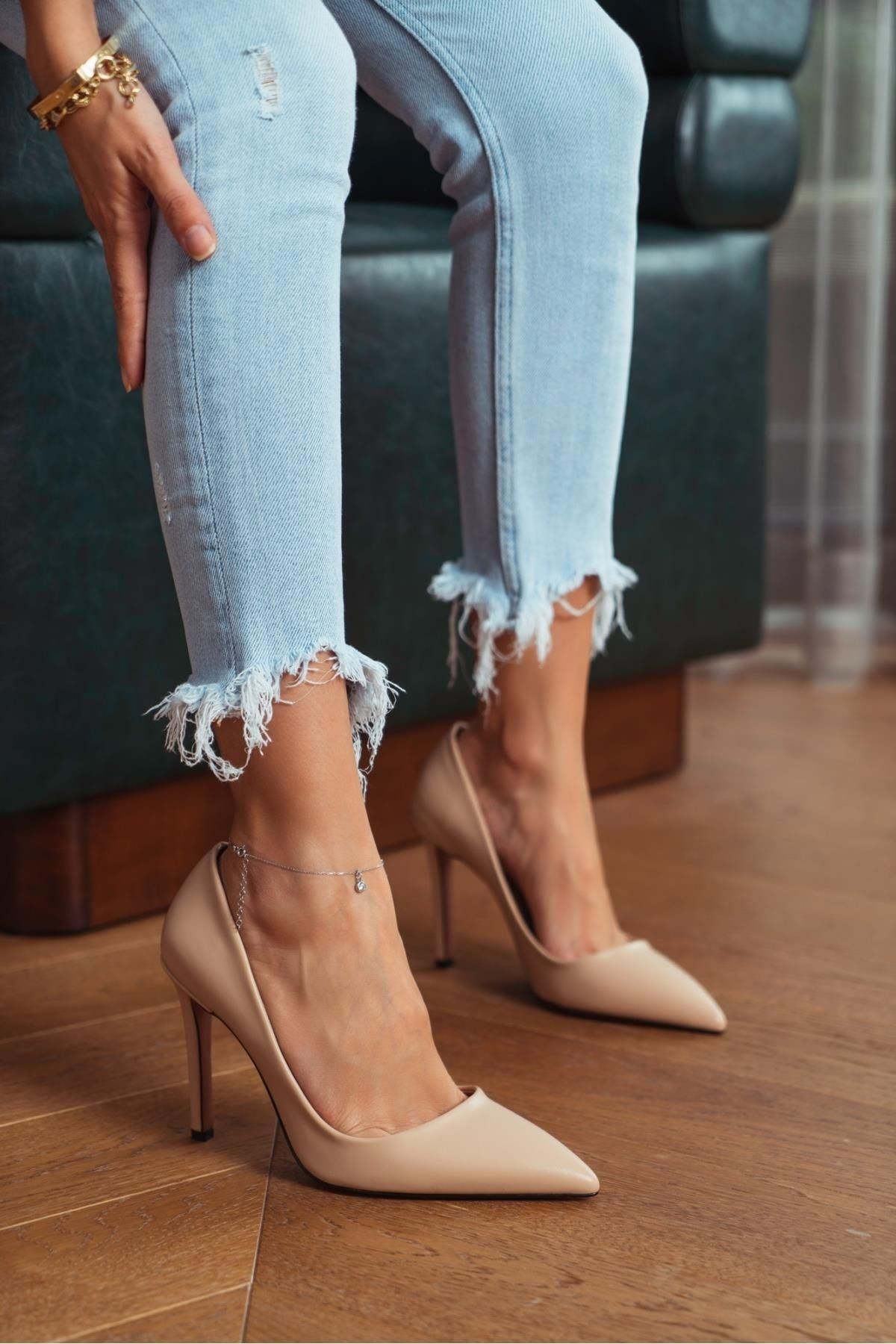 Dark beige hotsell shoes