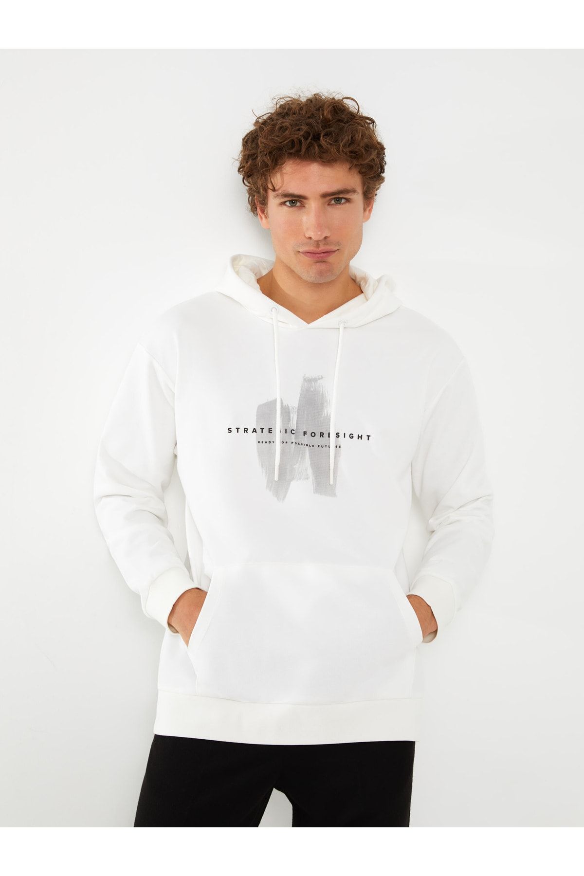 LC Waikiki Sweatshirt Weiß Regular Fit Fast ausverkauft