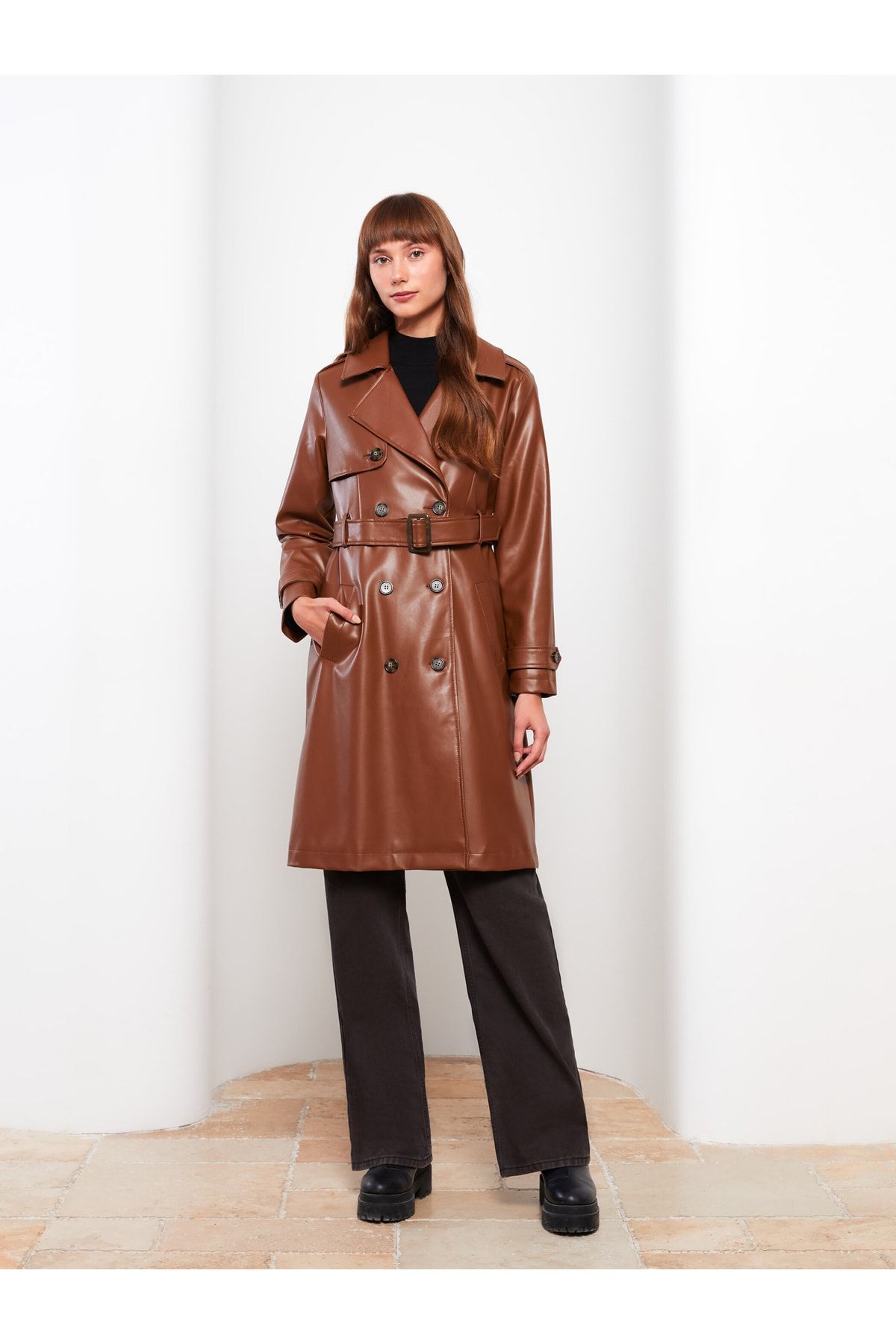 complete the look image