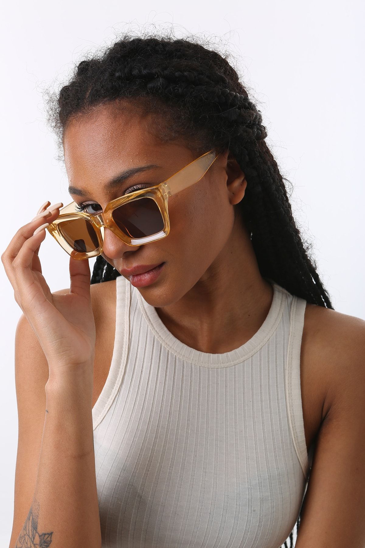Colored 2024 sunglasses trend