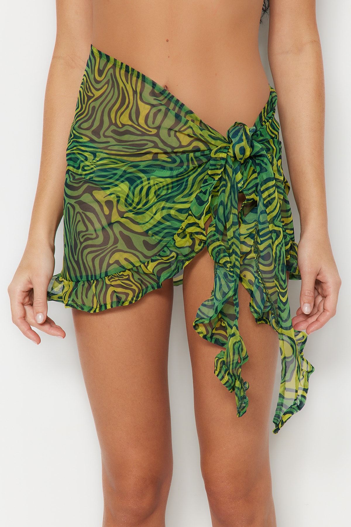 Trendyol Collection-Mini-Strick-Rüschen-Pareo mit abstraktem Muster 4