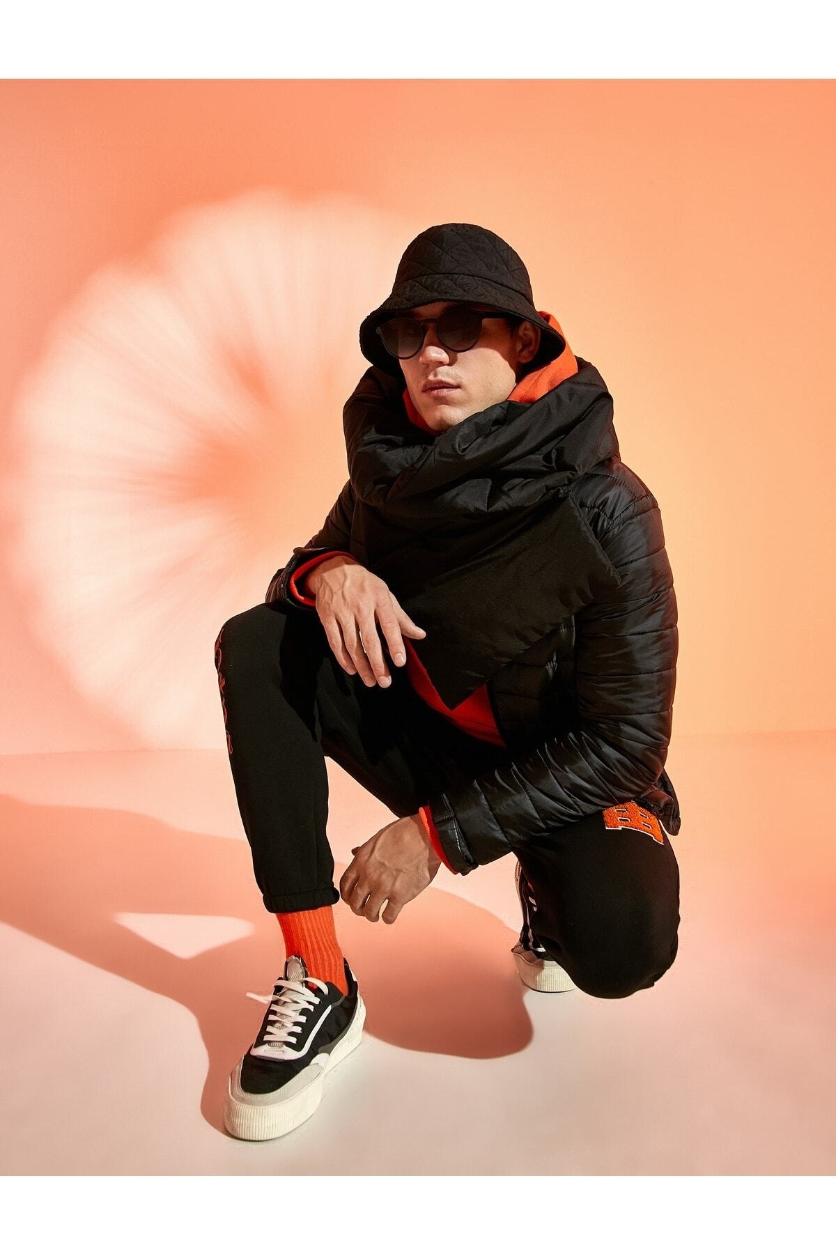 کاپشن  TYC00613561258