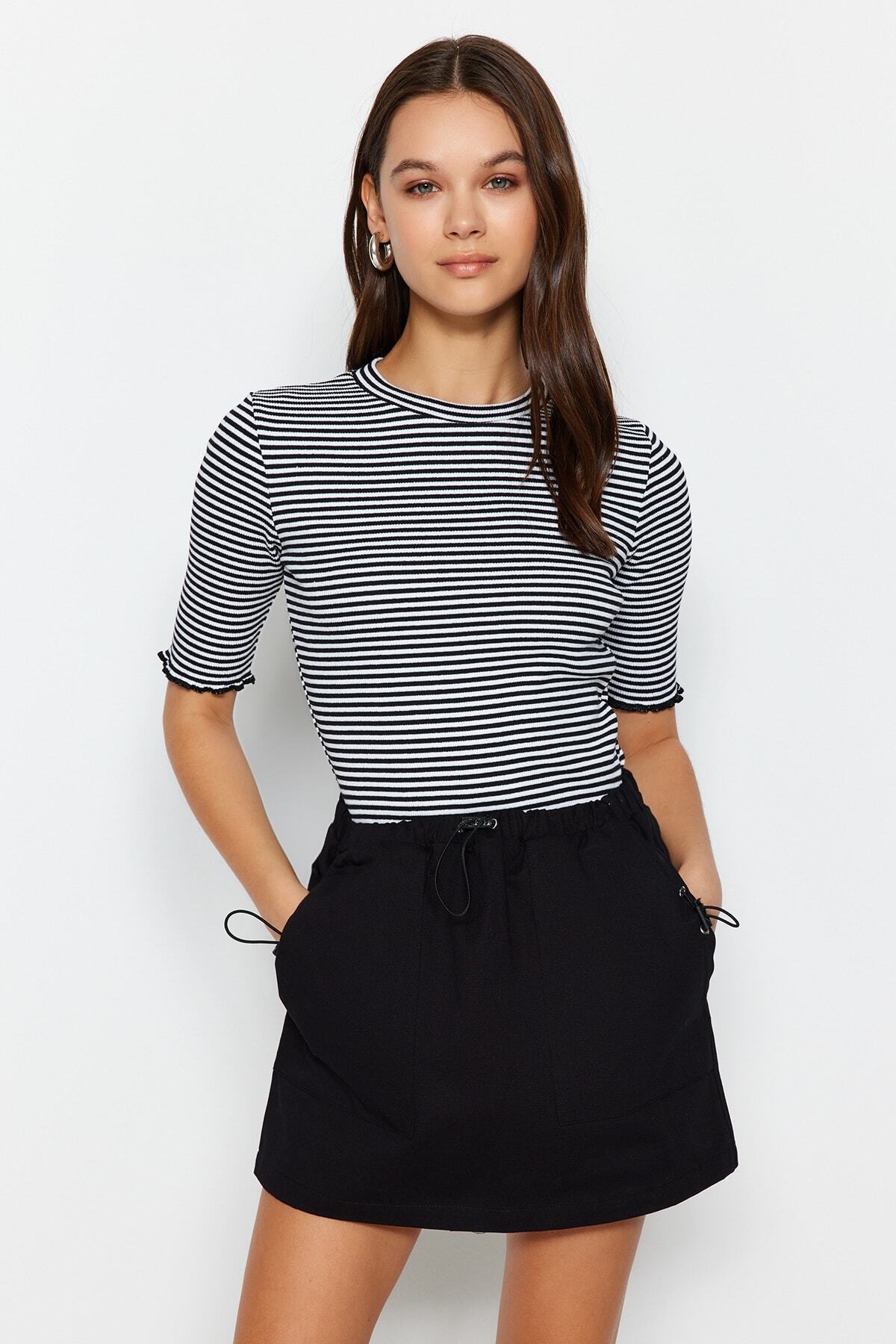 complete the look image