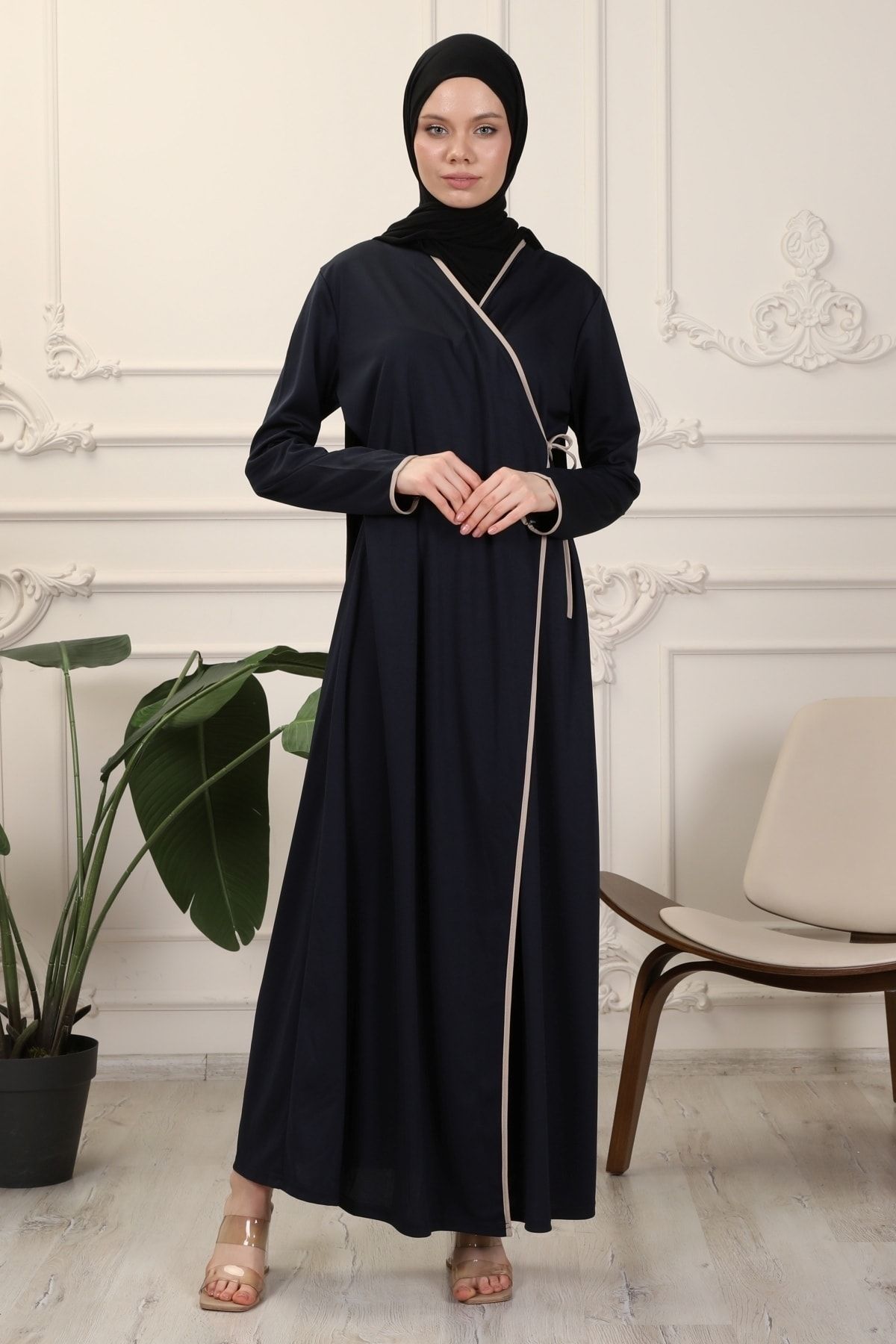 Lacivert Kruvaze Yaka Biyeli Esnek Interlok Kumaş Namaz Elbisesi Ferace