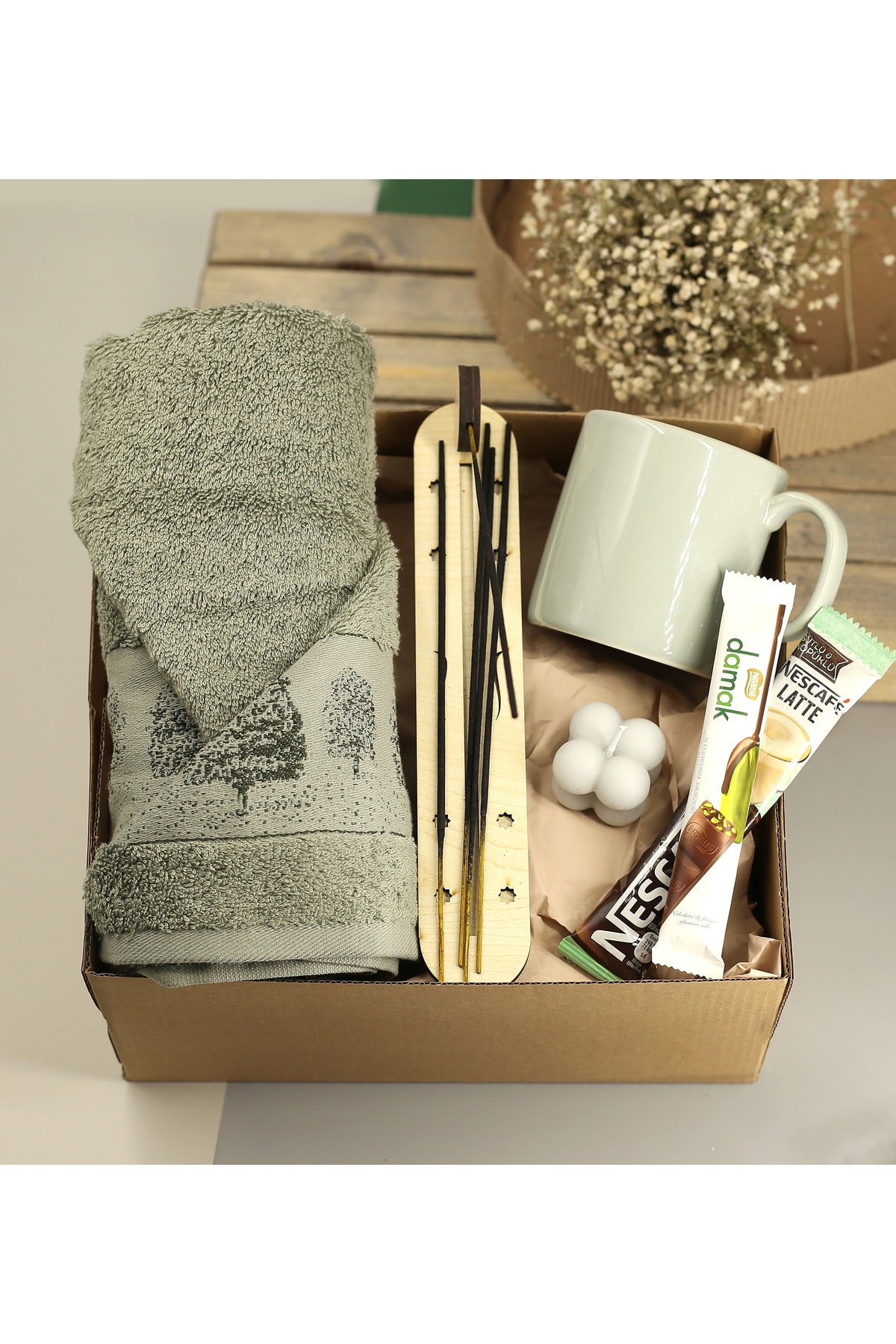 Bamboo Towel & Incense Plate & Incense & Mug & Latte & Stick Chocolate & Bubble Candle Gift Set