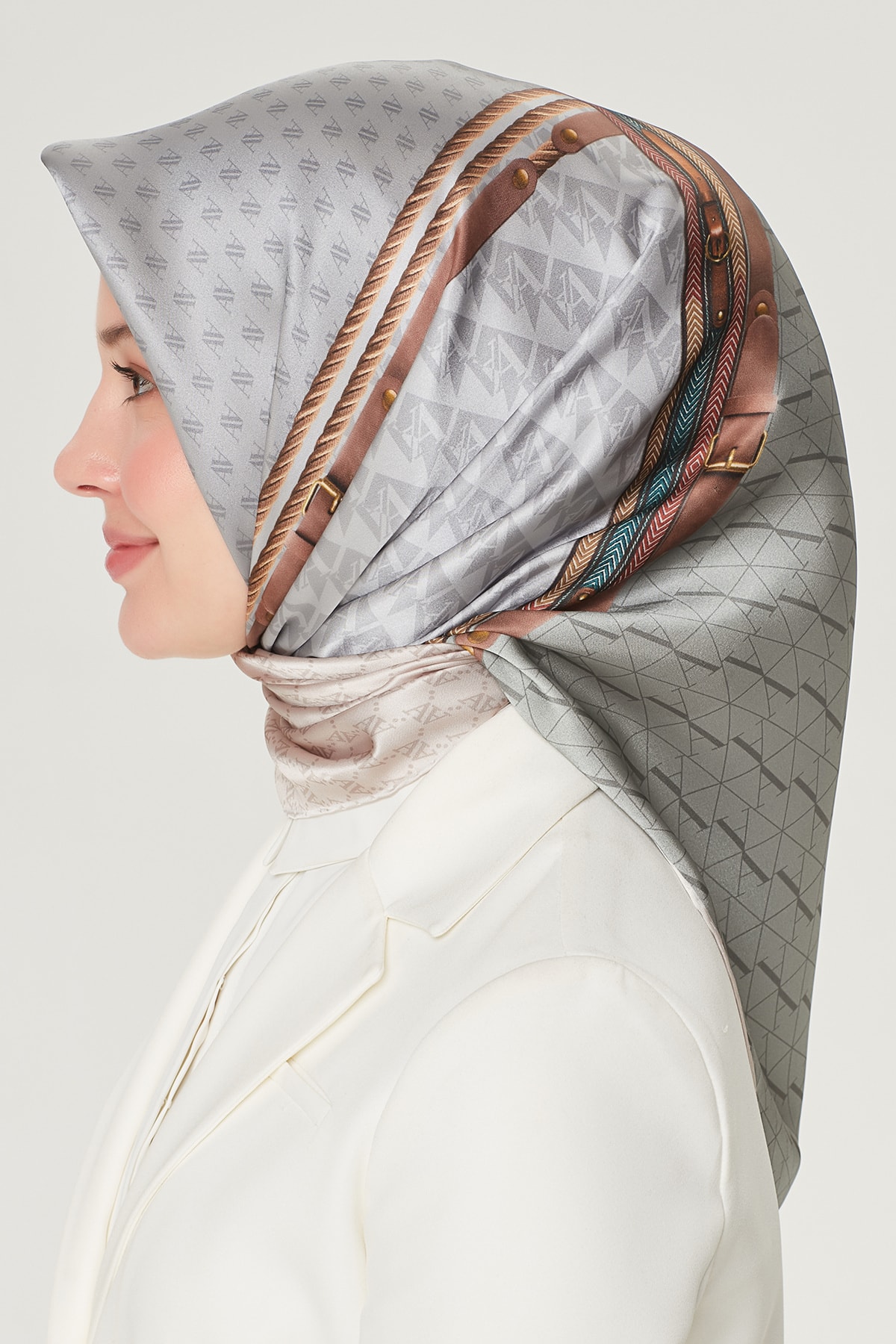 روسری زنانه آرمینه | E21YA8508D04 Armine - Image 2