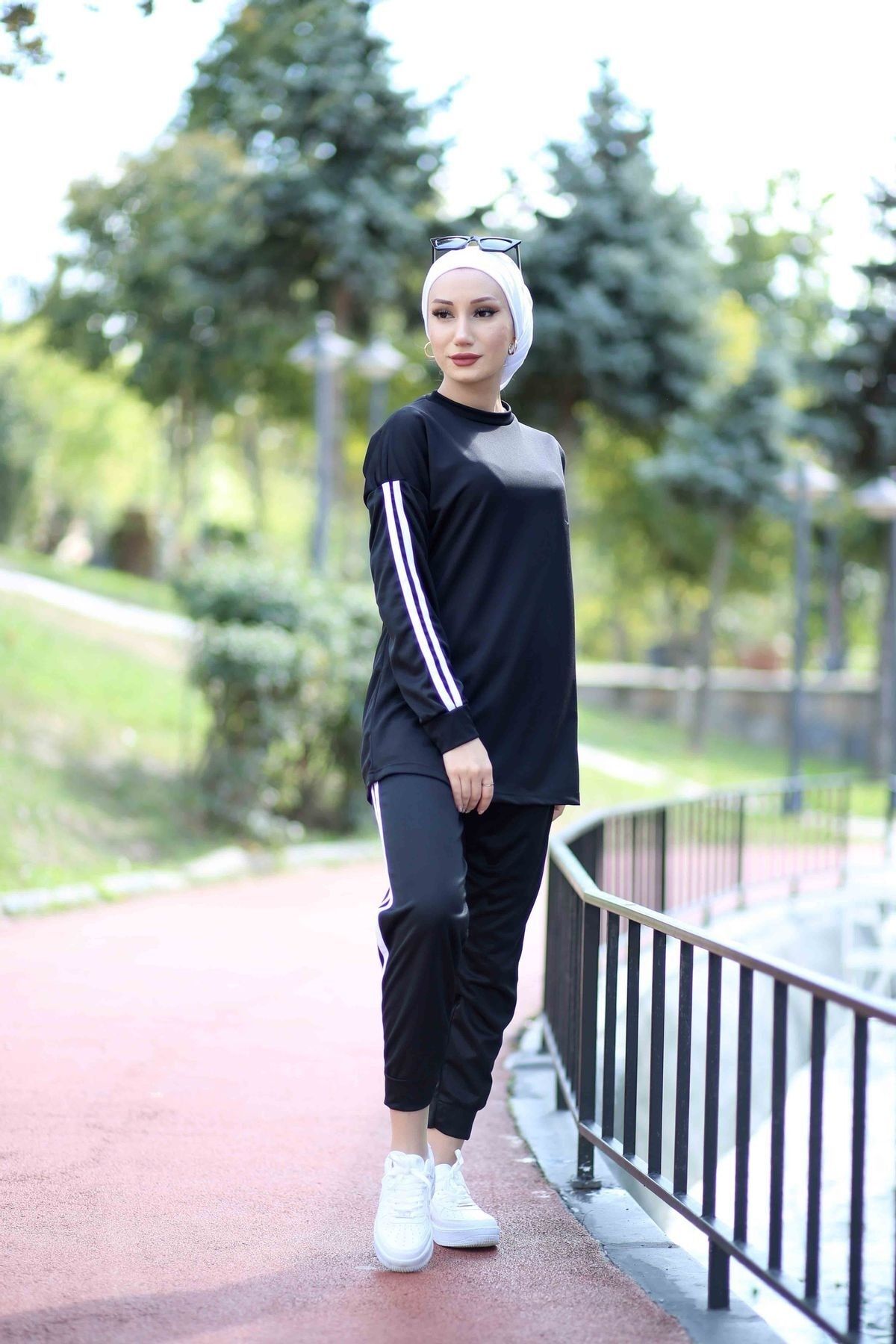 Hijab top sporty outfit