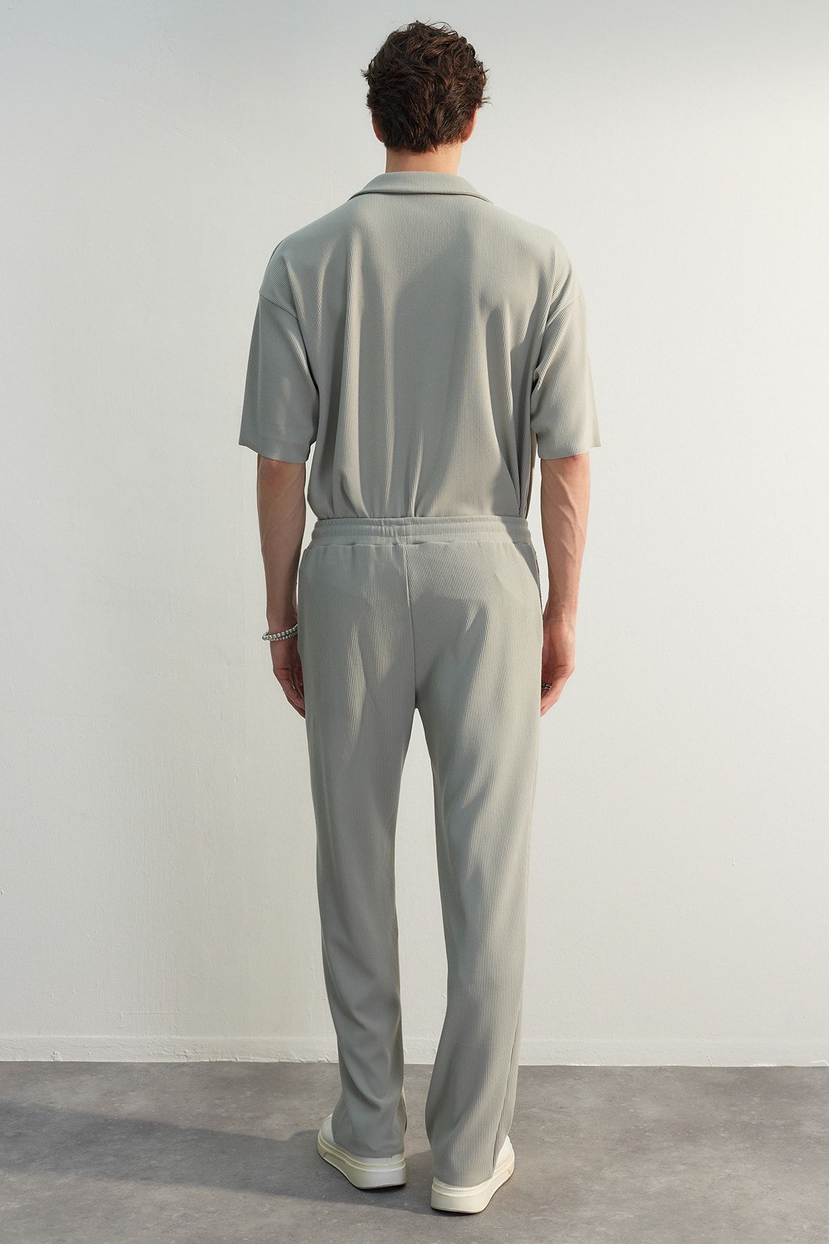 Trendyol Collection-Limited Edition Stone / Wide Leg Textured Anti-Wrinkle Hidden Corded One Piece Sweatpants TMNSS23EA00013 6