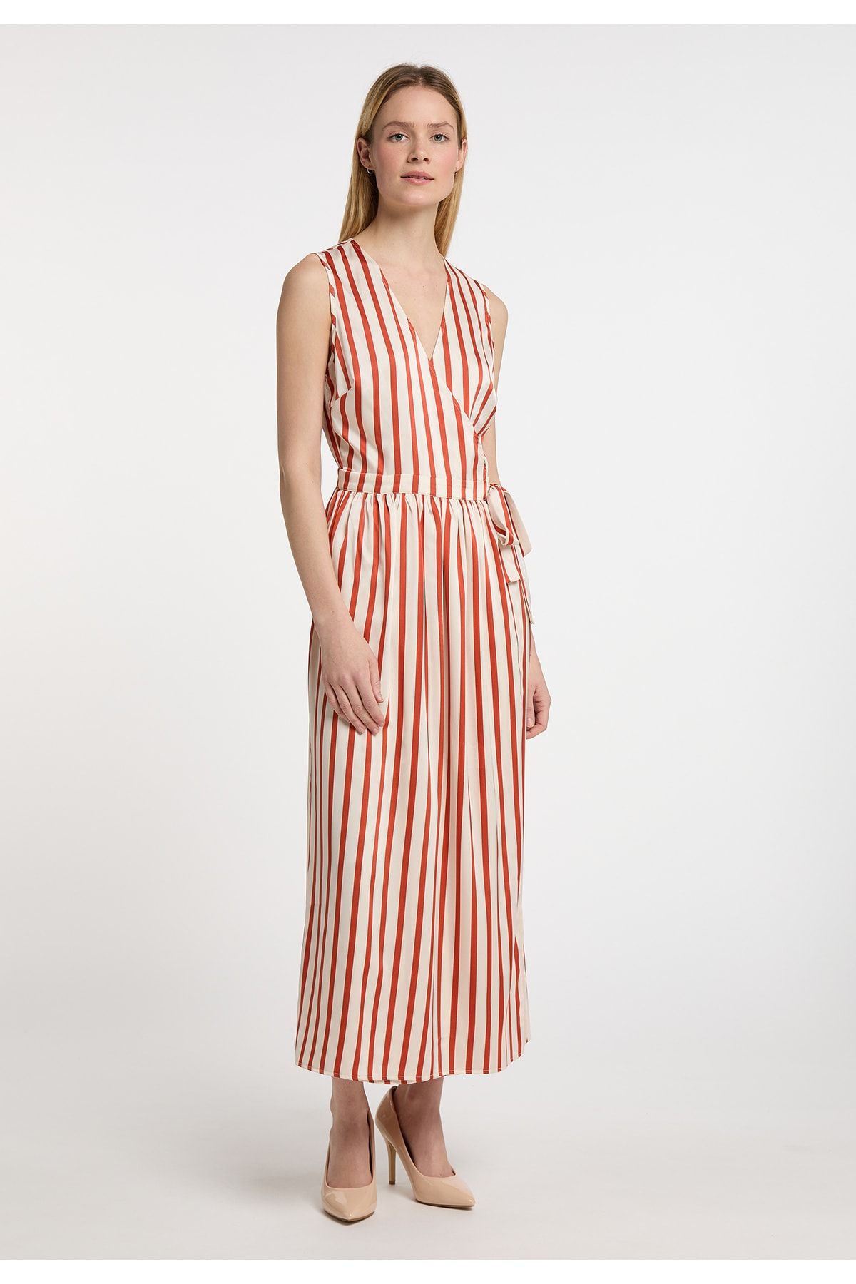 Dreimaster Kleid Rot Basic Fast ausverkauft