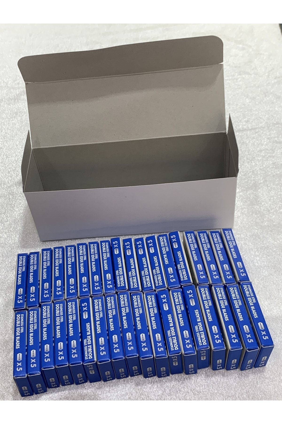 Kai-Japanese Full Razor 180 Pieces Full Leaf Razor Beard Shaving Razor Double Edge Pack of 180 3