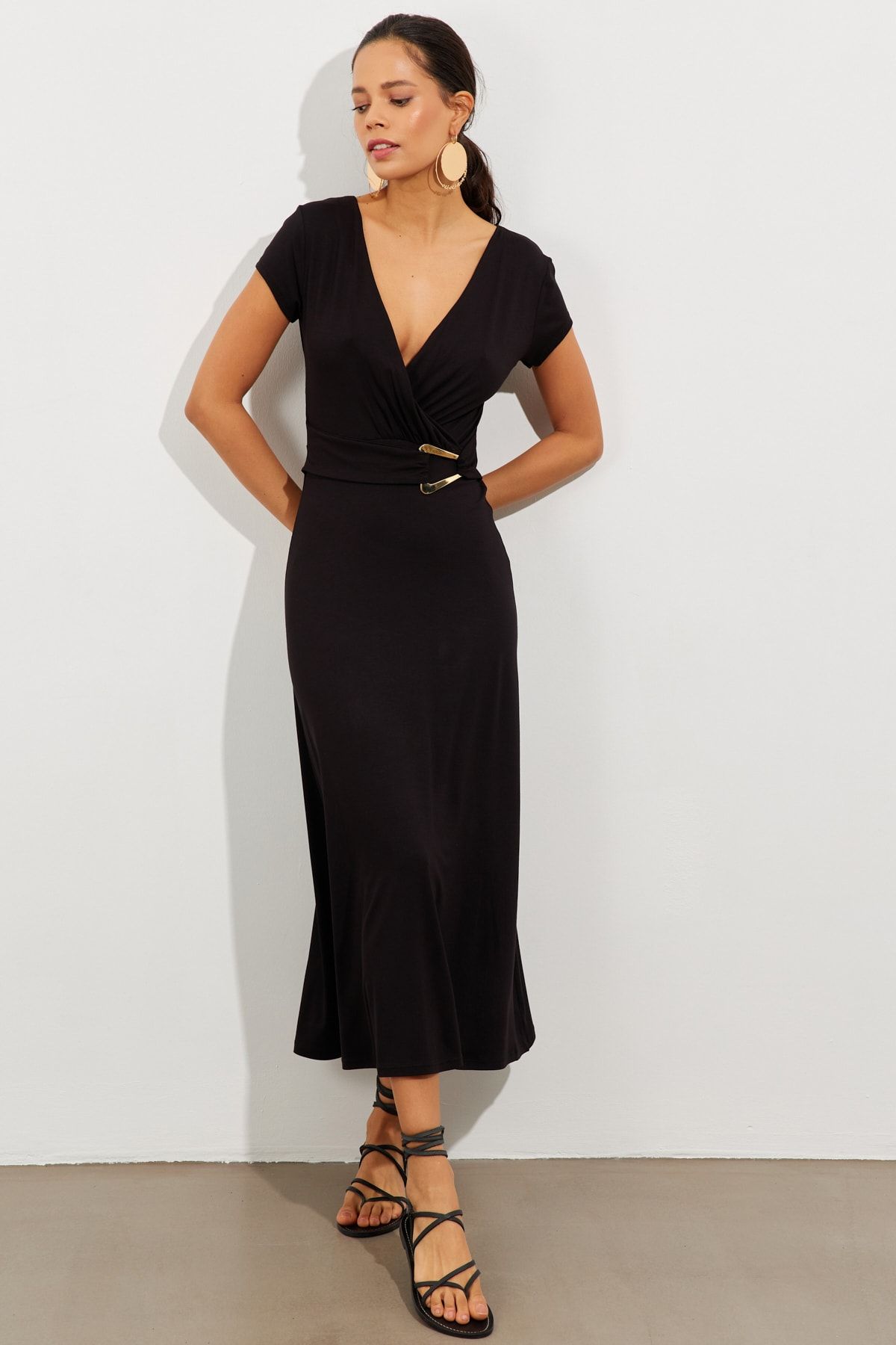 Cool & Sexy Kleid Schwarz A-Linie Fast ausverkauft