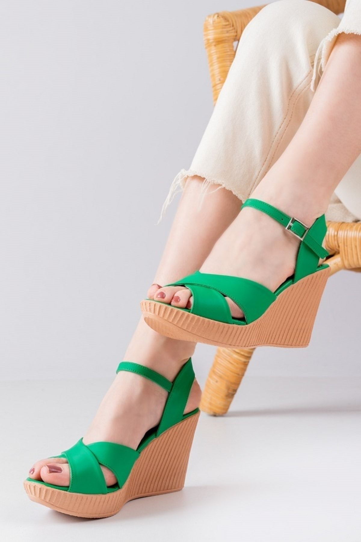 Wedge heel best sale sandals uk