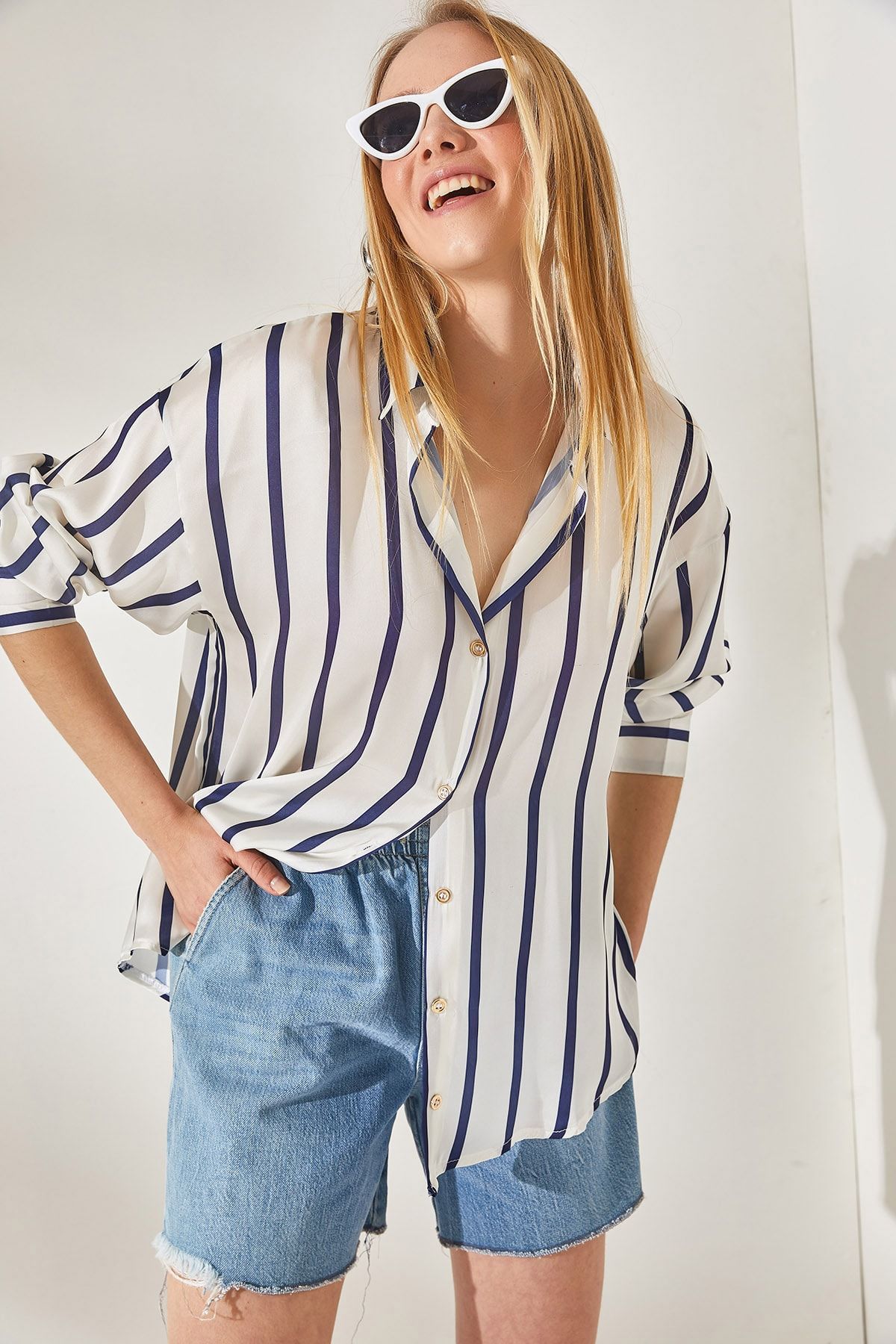 Olalook Hemd Dunkelblau Oversized Fast ausverkauft