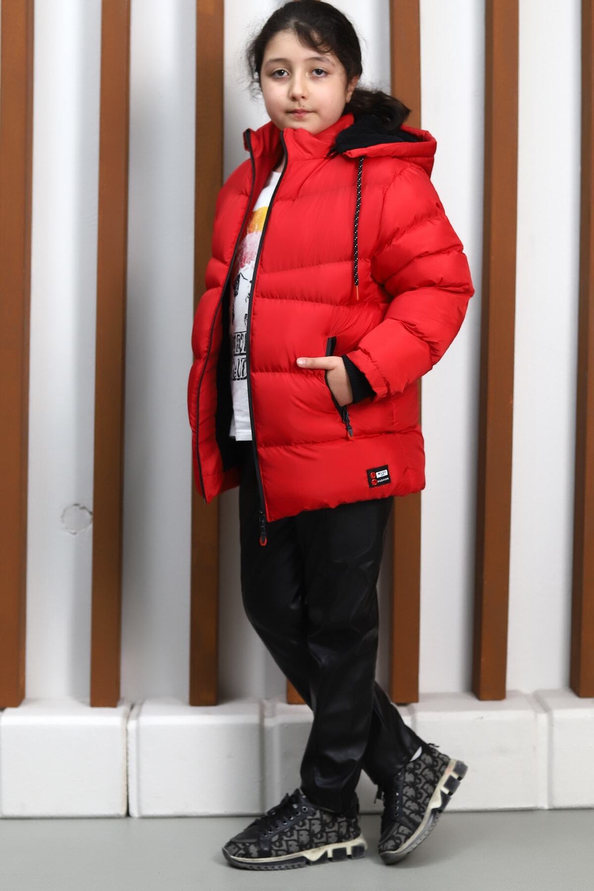  پالتو دخترانه قرمز ضد آب و بادگیر با کلاه جداشونده و آستر خزدار