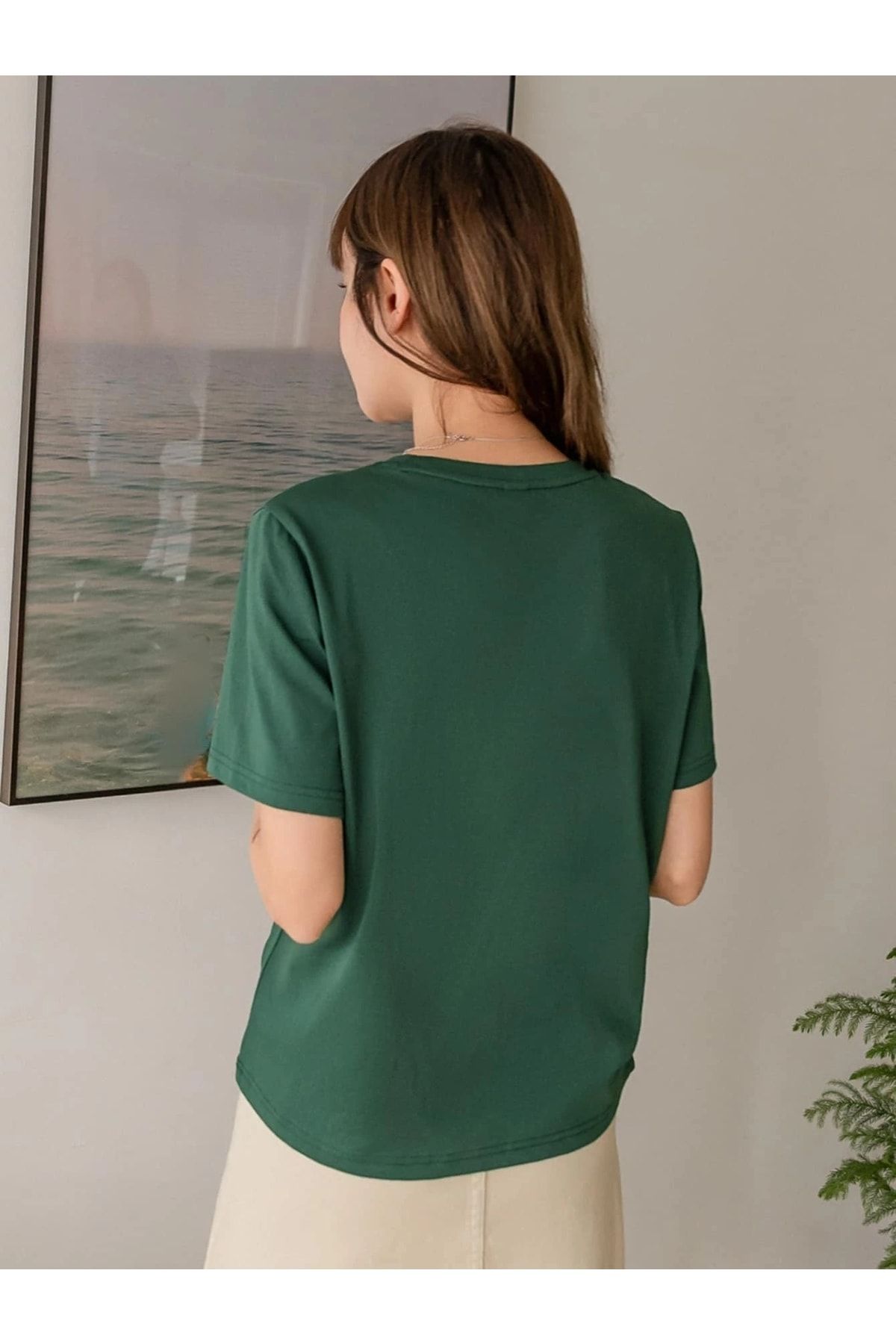 Dark green shop t shirt women's