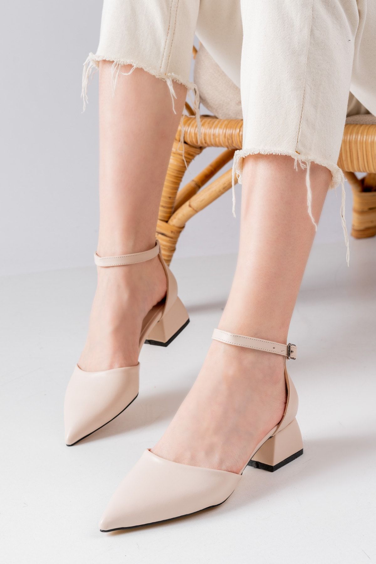 Short ankle strap heels hotsell