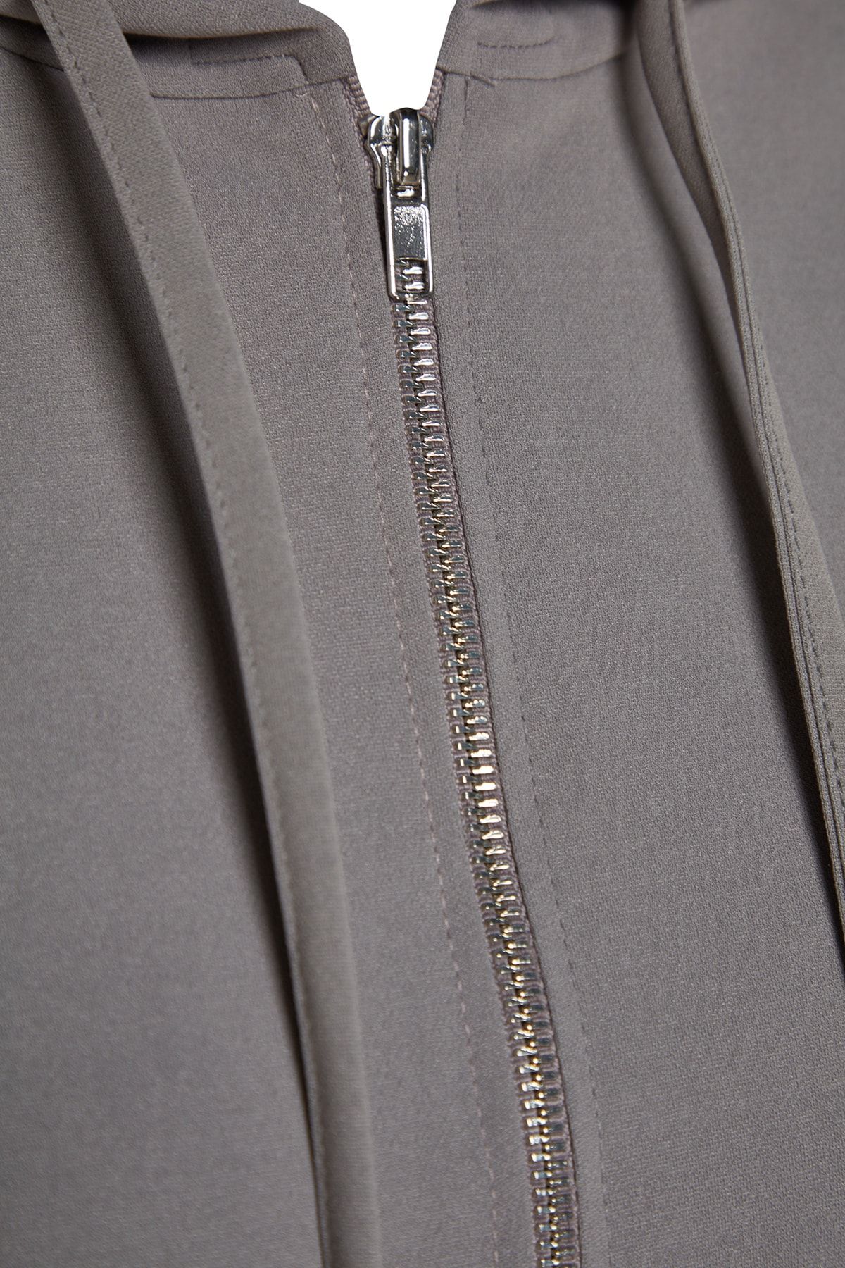 Trendyol Modest-Übergroßes Set aus grauer Strickjacke mit Kapuze und Jogginghose – mit Reißverschluss TCTSS21EM0091 7