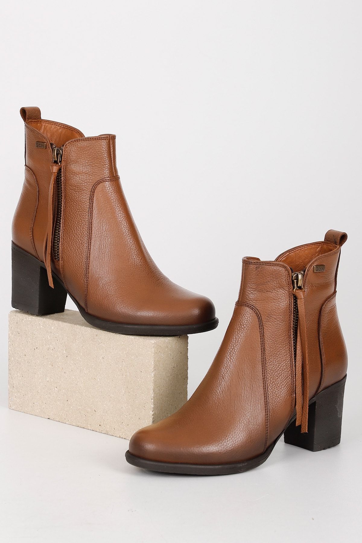GÖNDERİ(R) Stiefelette Braun Blockabsatz