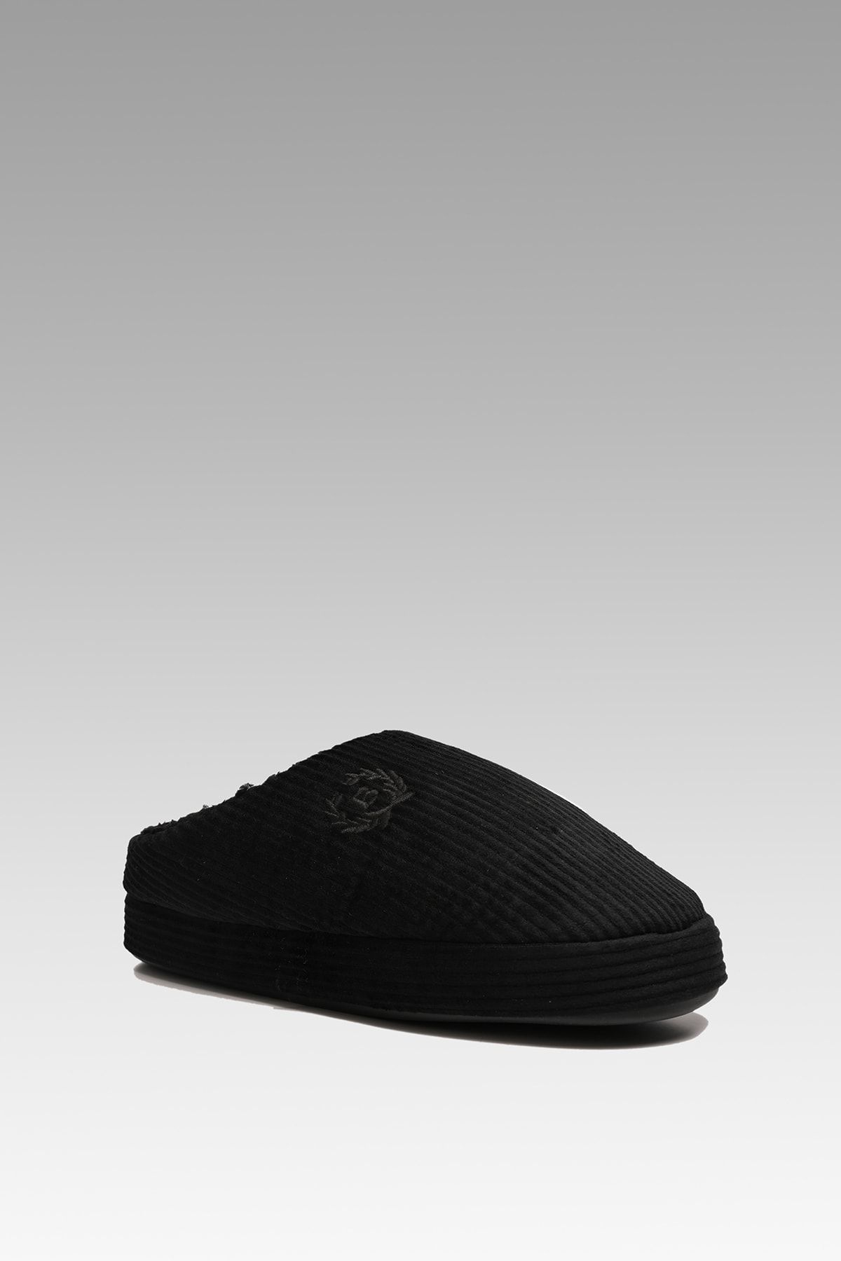 Lugz clearance house slippers