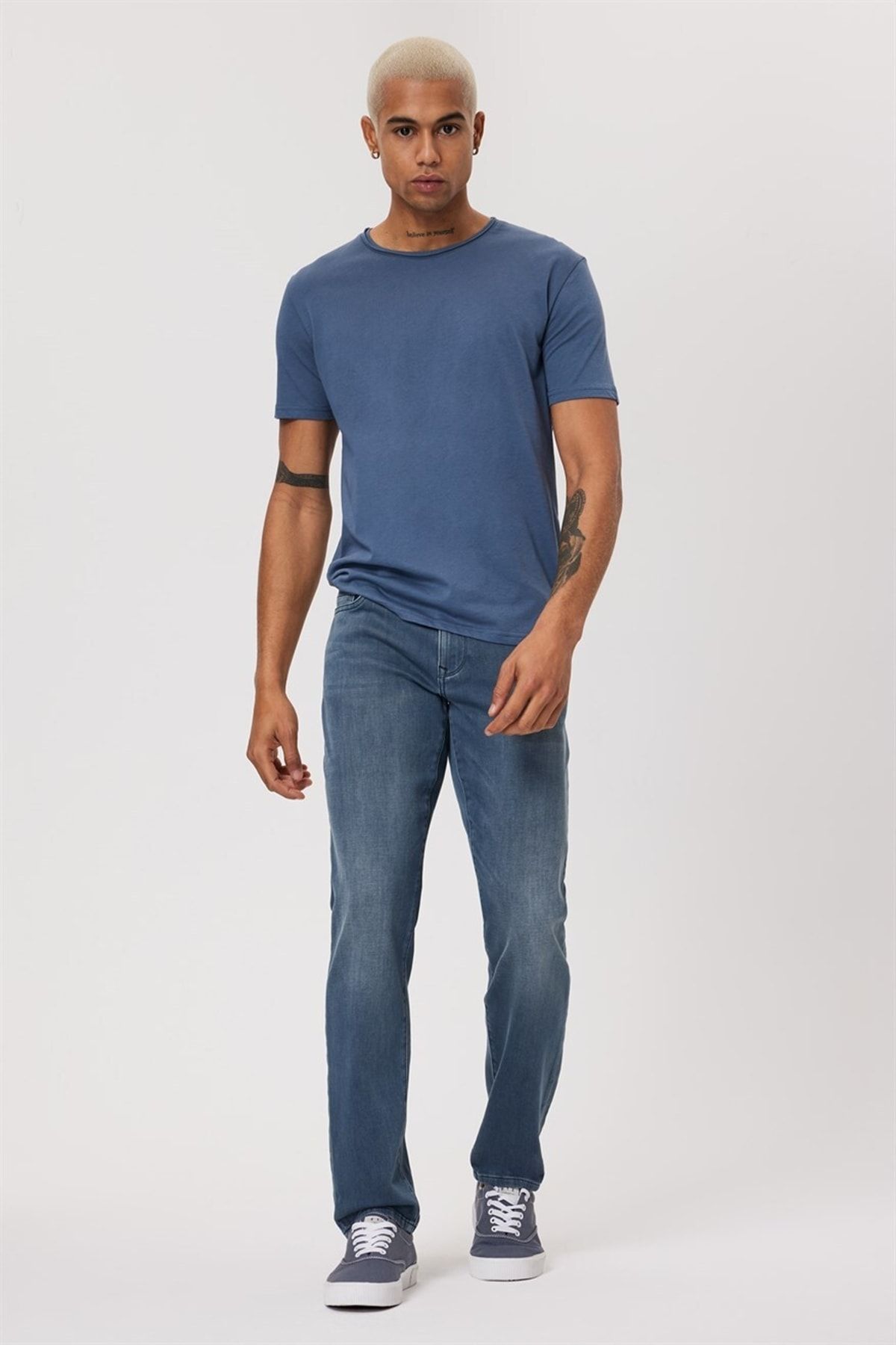 Buy LEE COOPER Grey Mid Tone Wash Cotton Stretch Regular Fit Mens Jeans |  Shoppers Stop