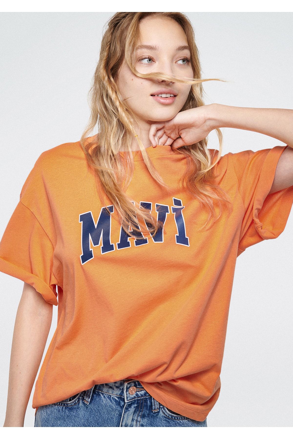 Mavi تی شرت چاپ شده با لوگو نارنجی سایز بزرگ / برش عریض 1600843-71407
