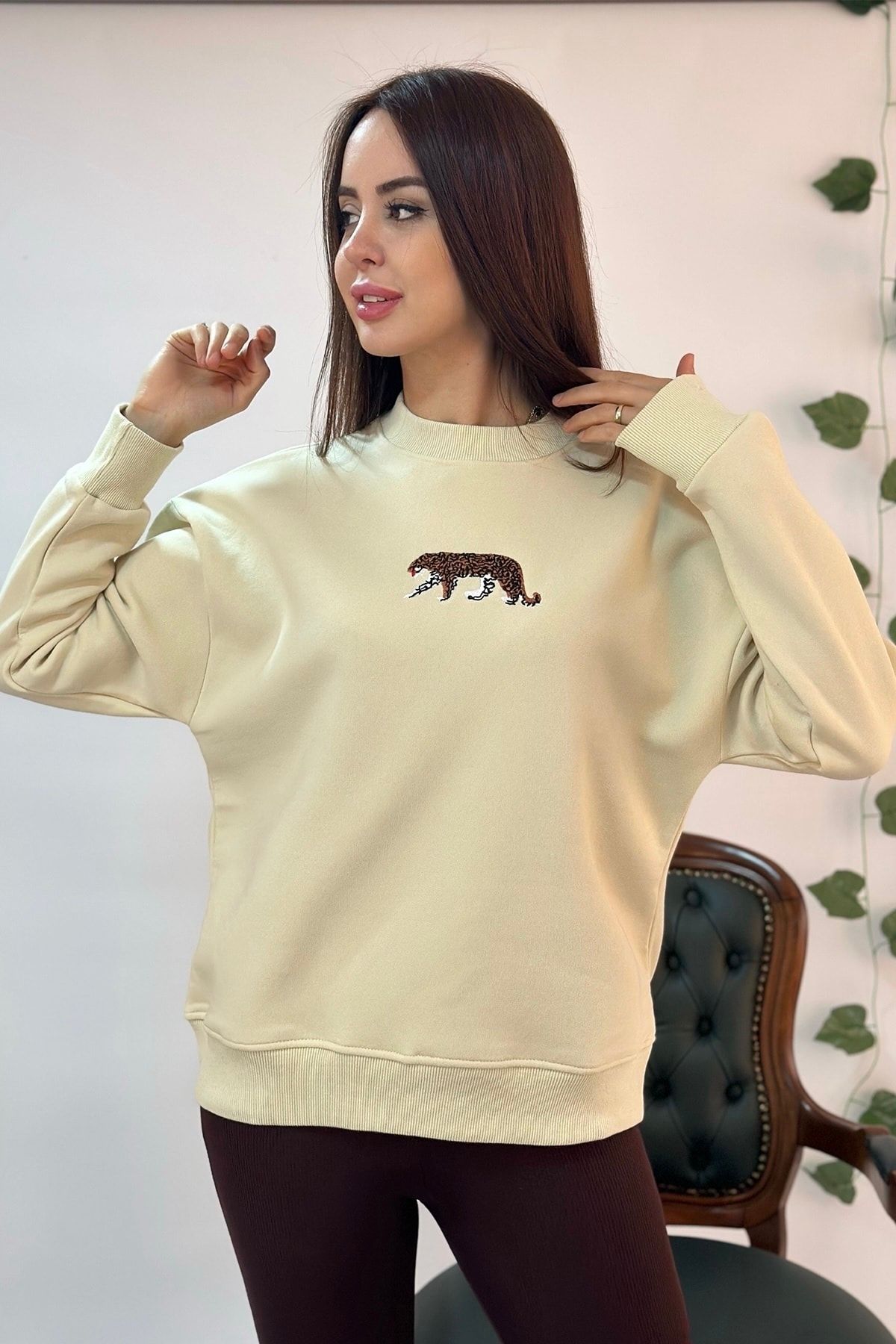 HappenHill Leopar Nak l Sweatsh rt Fiyat Yorumlar Trendyol
