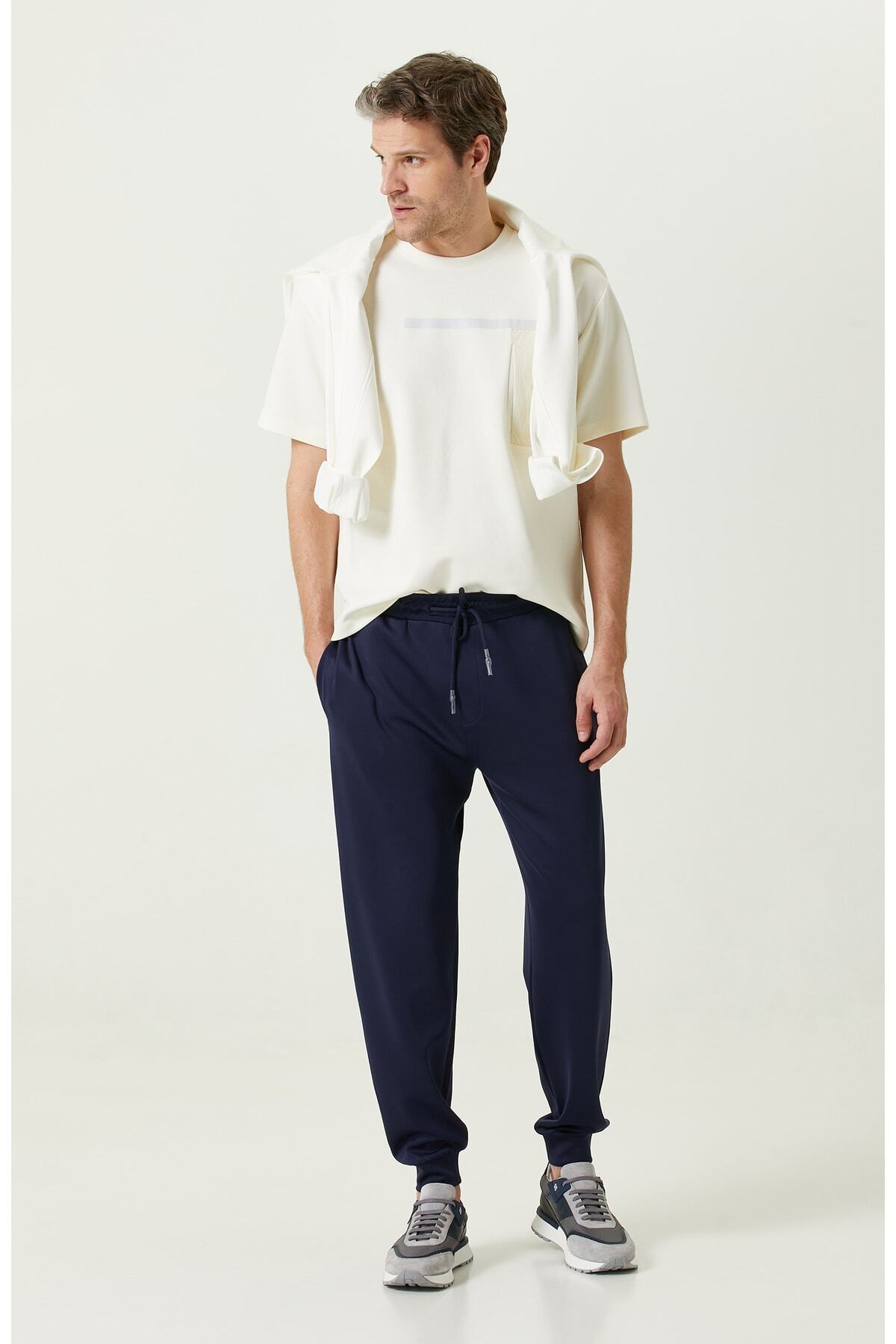 نتورک لباس ورزشی آجدار سرمه‌ای