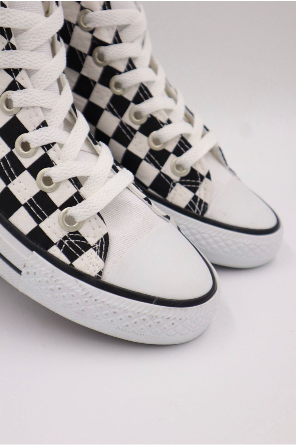 Violon Black White Checkered High Top Solid Color Converse Canvas