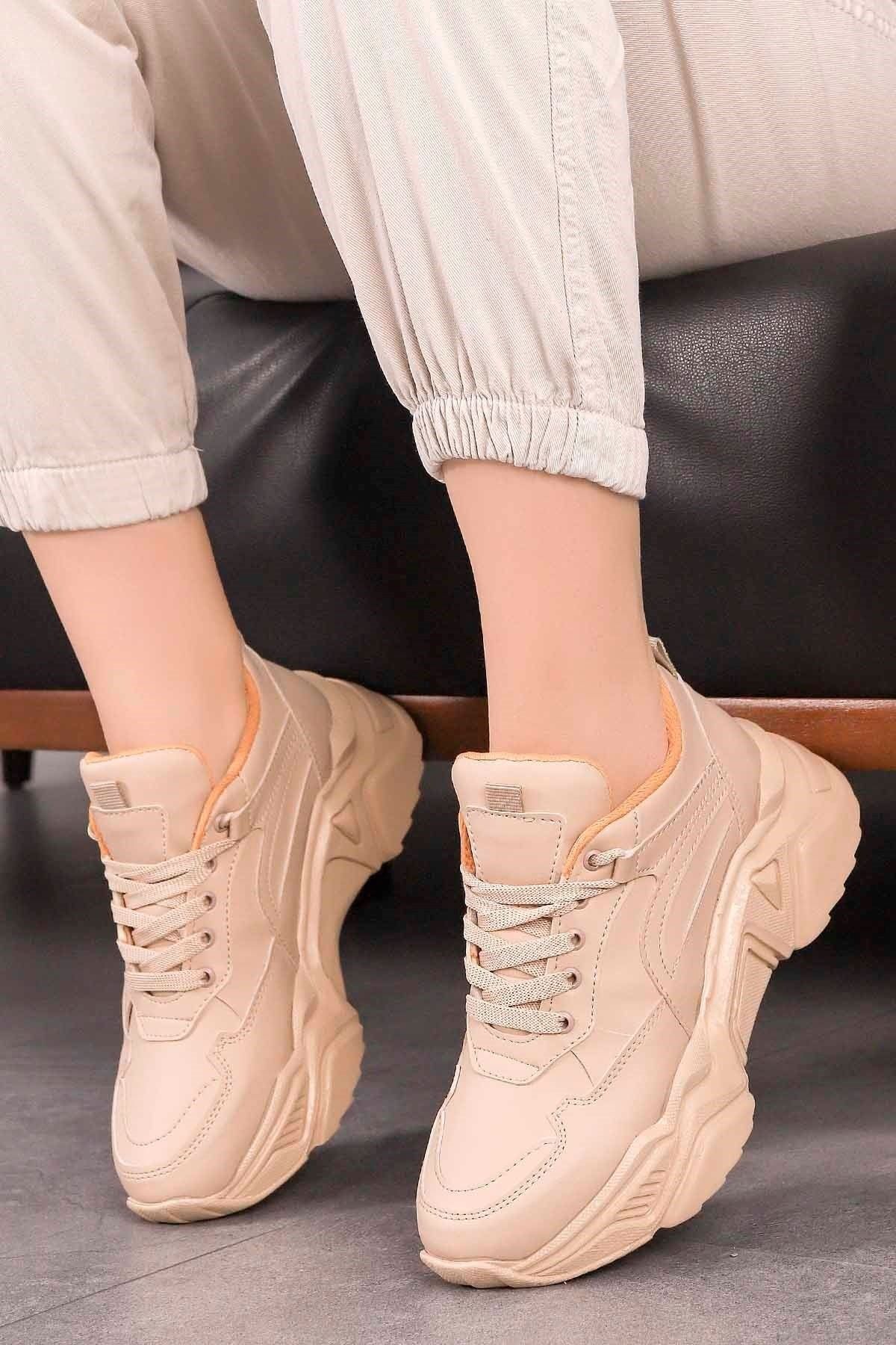 Latest sneakers hot sale 2019 for ladies