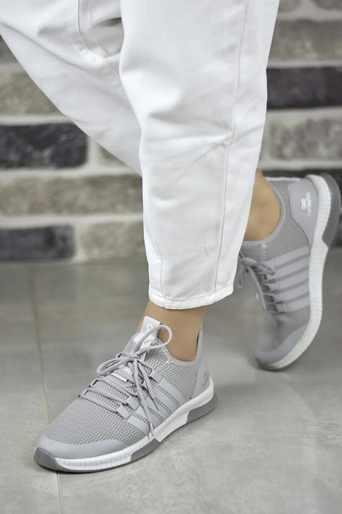 Kadın Gri Casual File Detaylı Esnek Triko Yumuşak Dayanıklı Kaydırmaz Mevsimlik Spor Ayakkabı