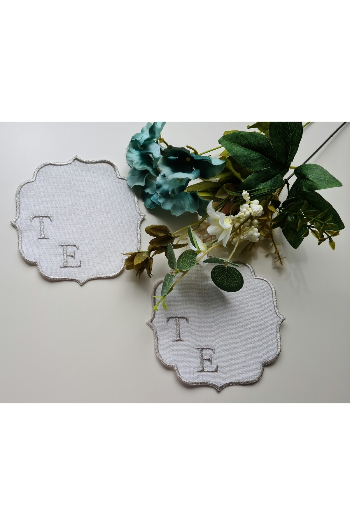 FLAWLESS HOME Kişiye Özel Baş Harf Işlemeli Nişan Söz Kokteyl Peçetesi