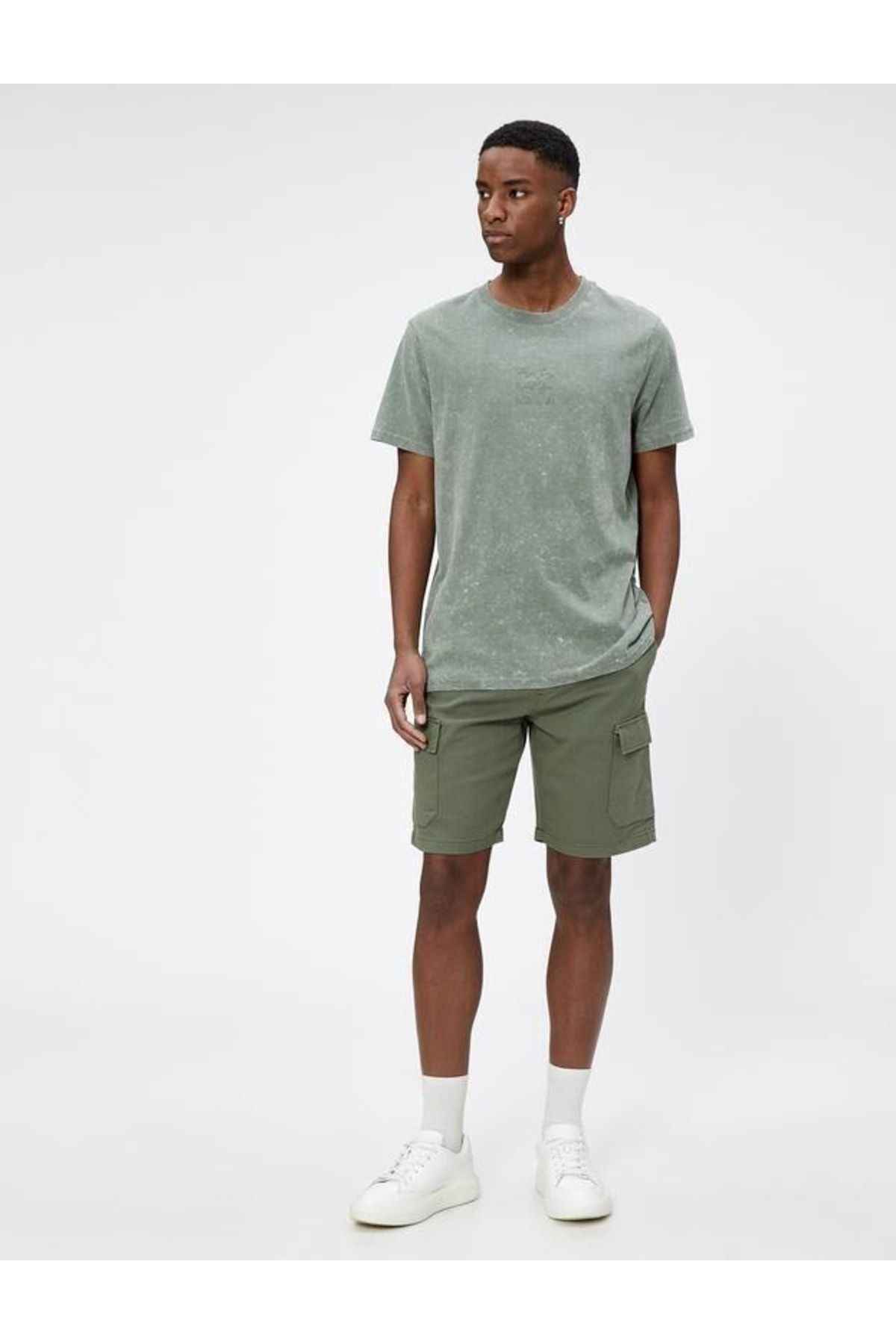 Koton Shorts Khaki Mittlerer Bund