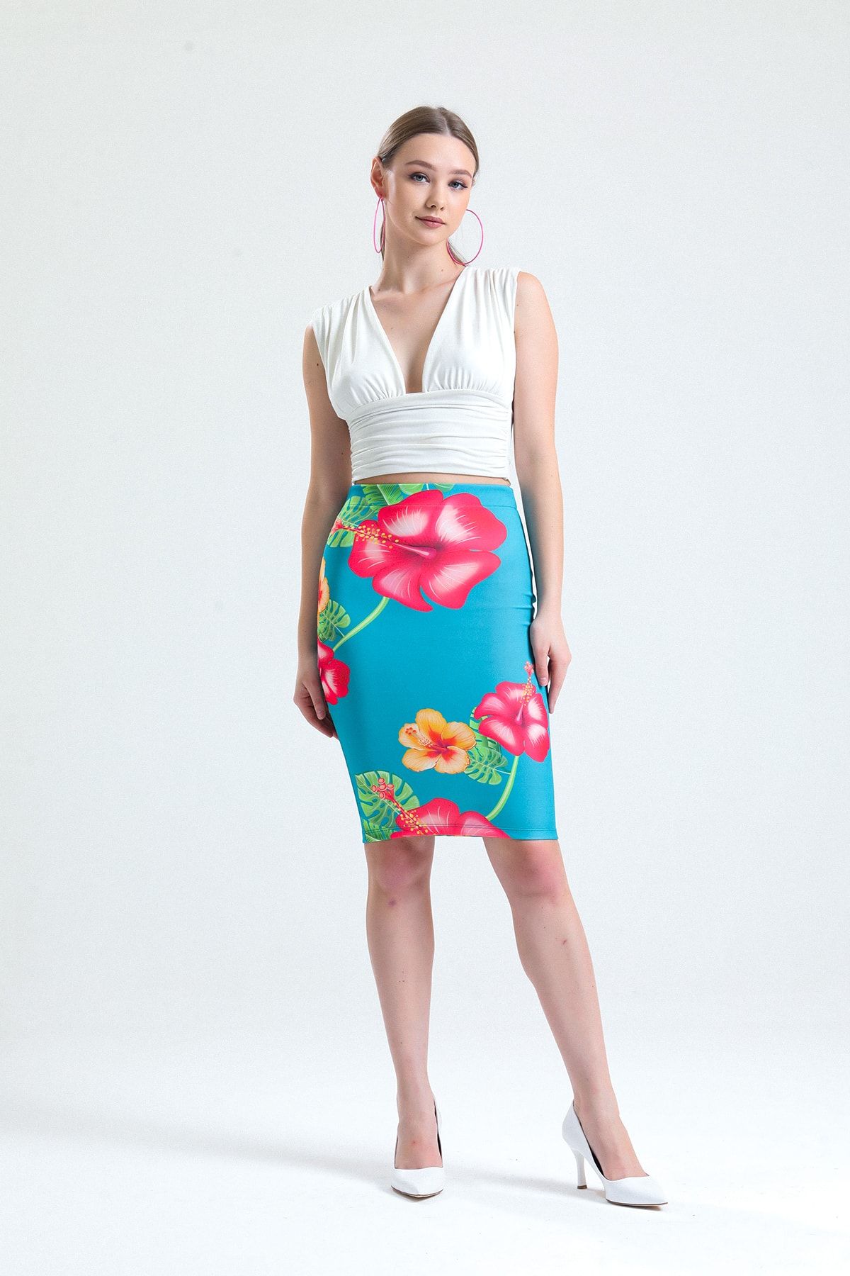 Dark blue floral pencil skirt top