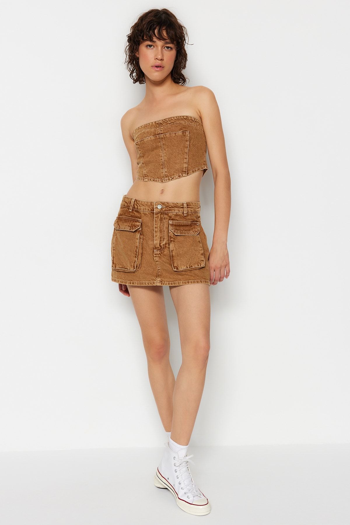 Trendyol Collection Shorts Braun Hoher Bund