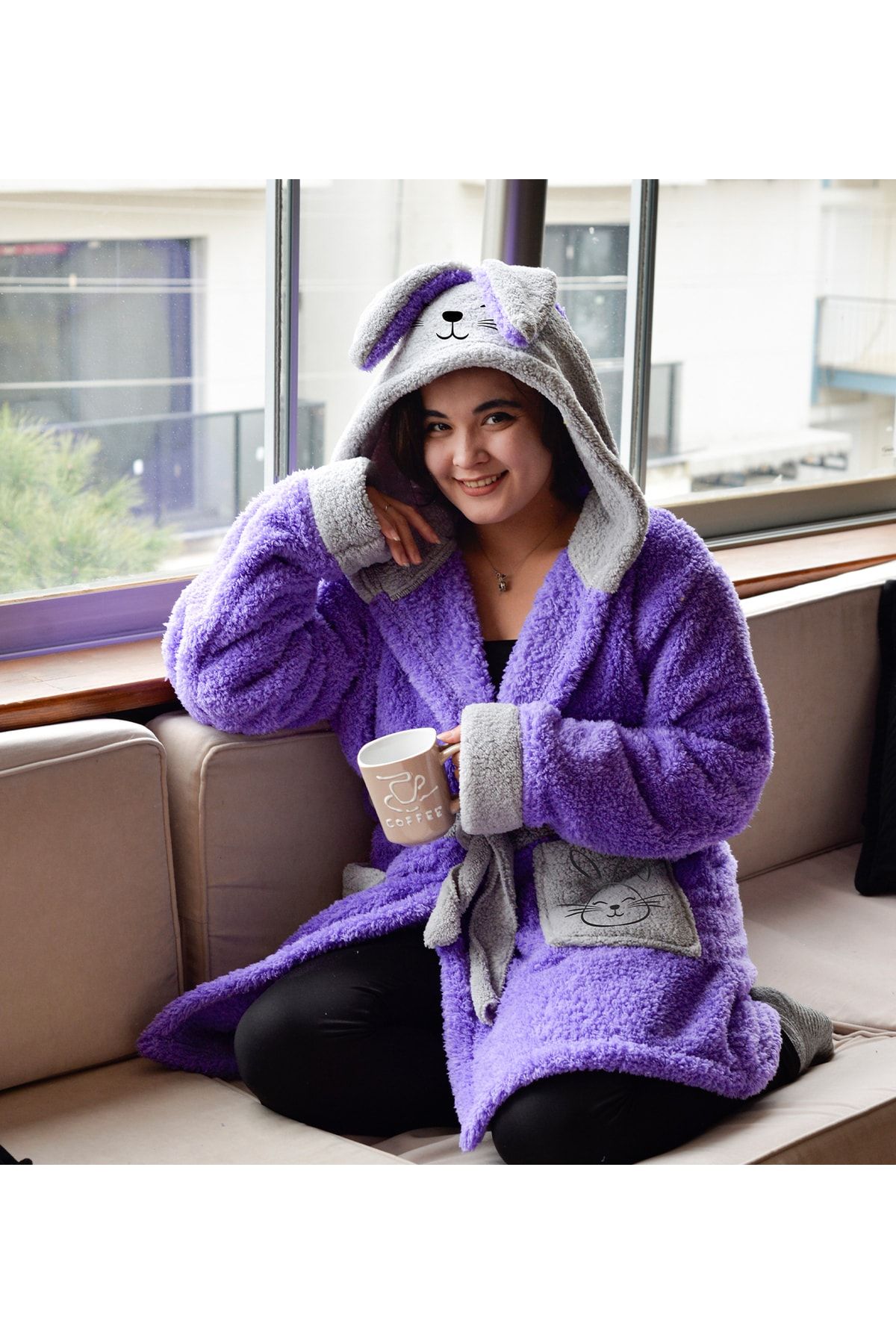 Dressing gown best sale fluffy hood